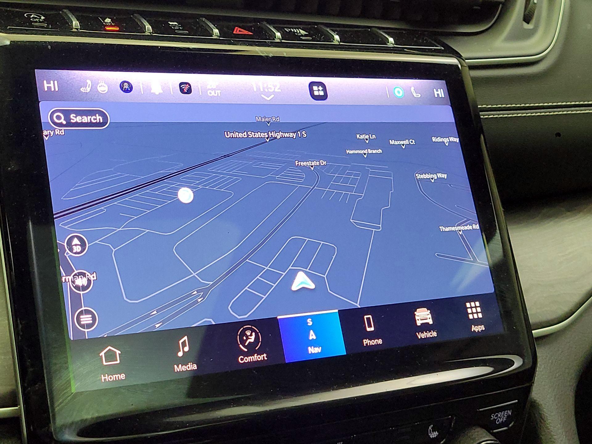 Thumbnail: 2023 Jeep Grand Cherokee - 12