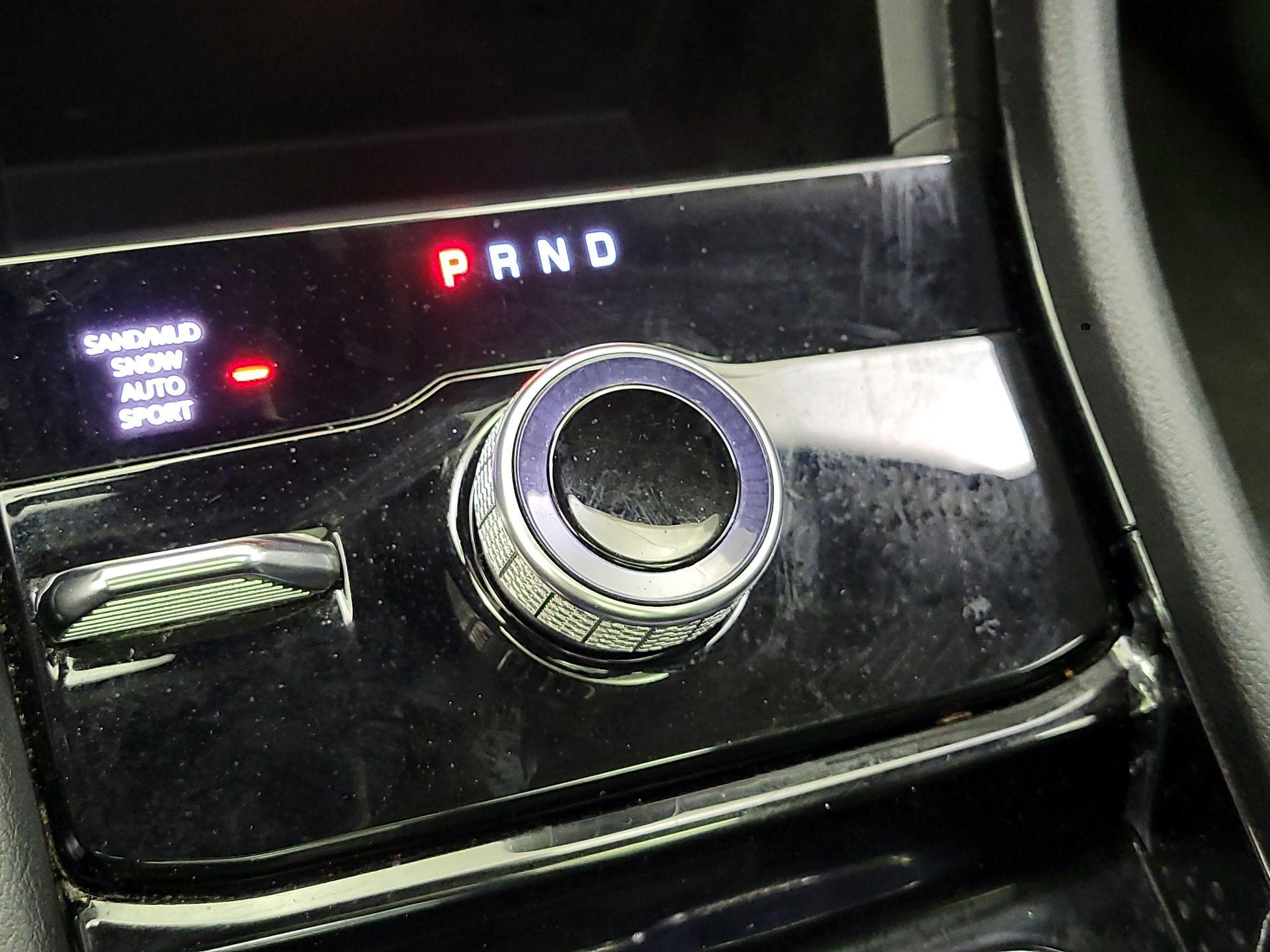 Thumbnail: 2023 Jeep Grand Cherokee - 16