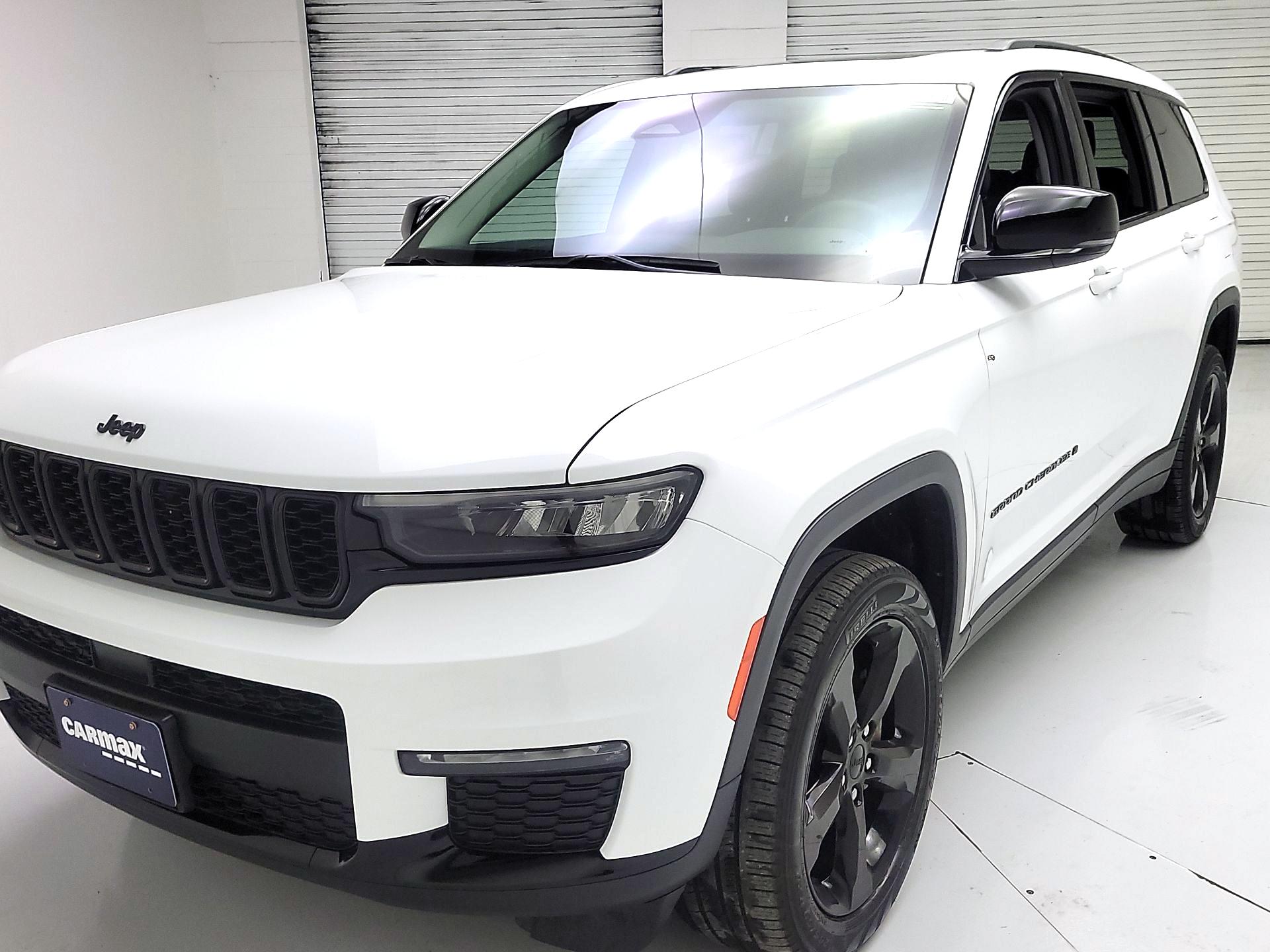 Thumbnail: 2023 Jeep Grand Cherokee L - 3