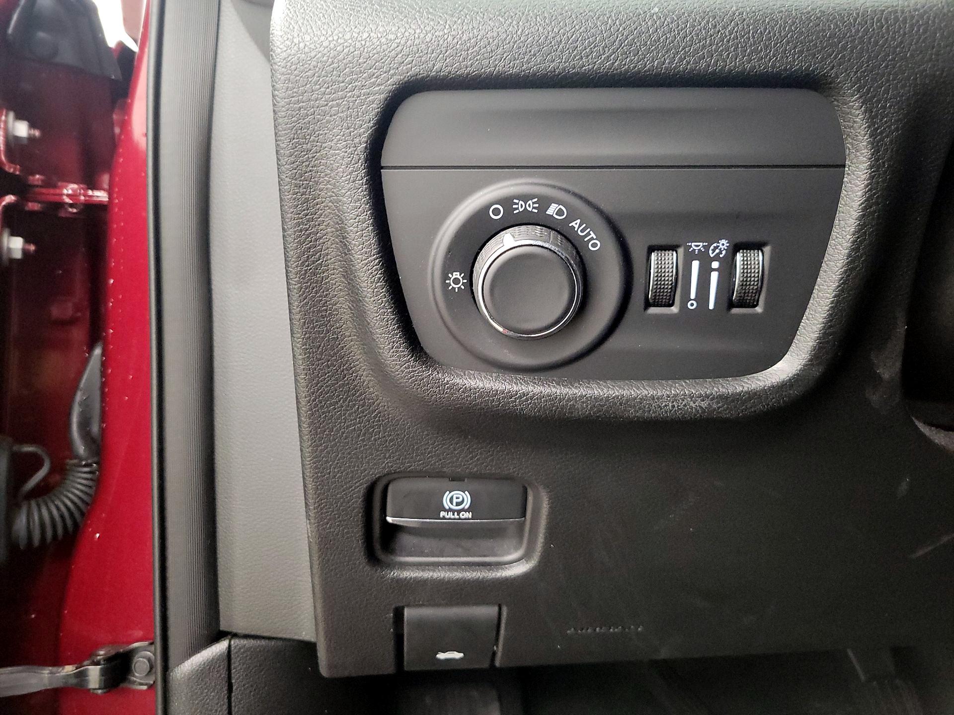 Thumbnail: 2023 Jeep Grand Cherokee - 13