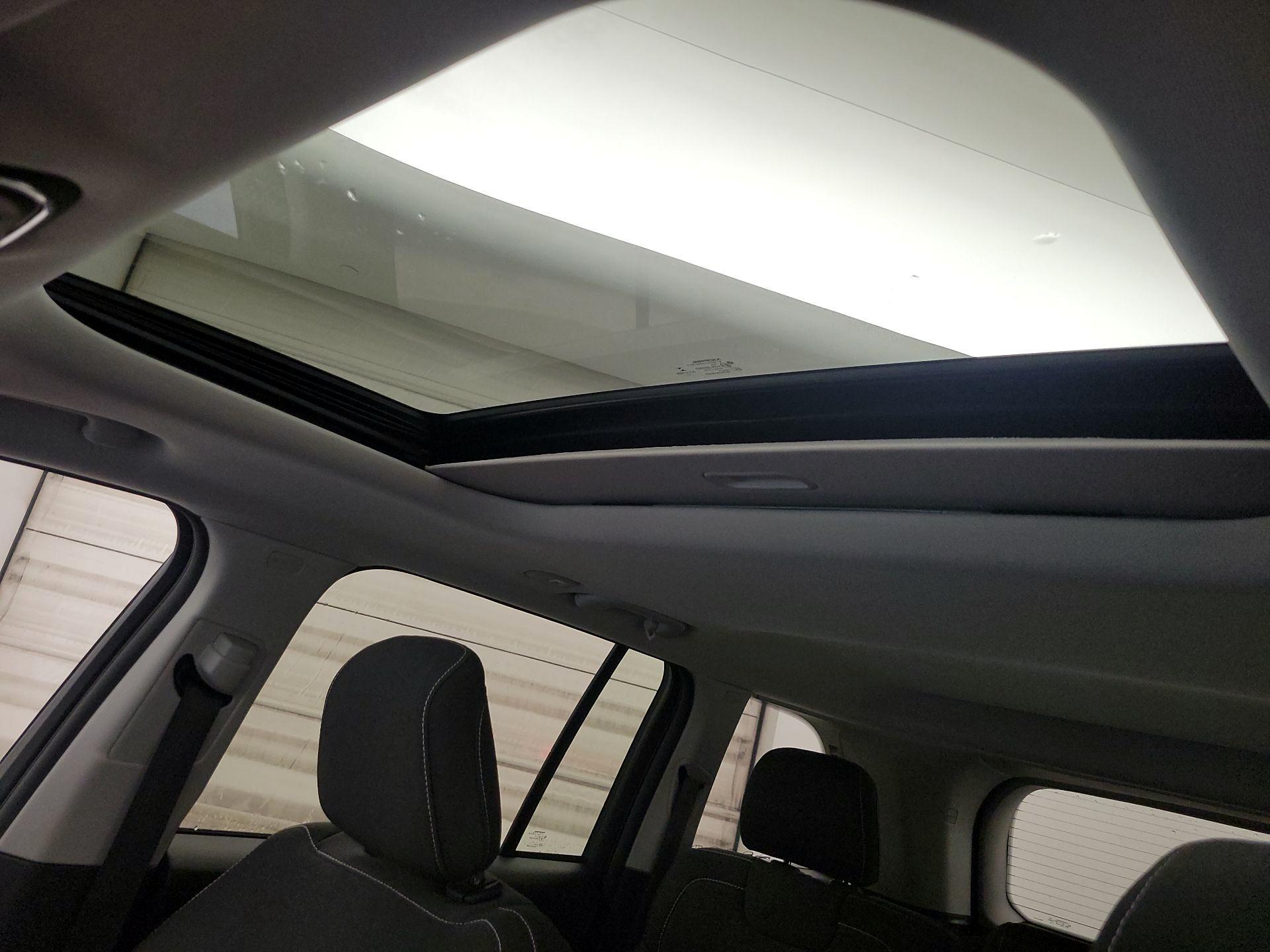 Thumbnail: 2023 Jeep Grand Cherokee - 19