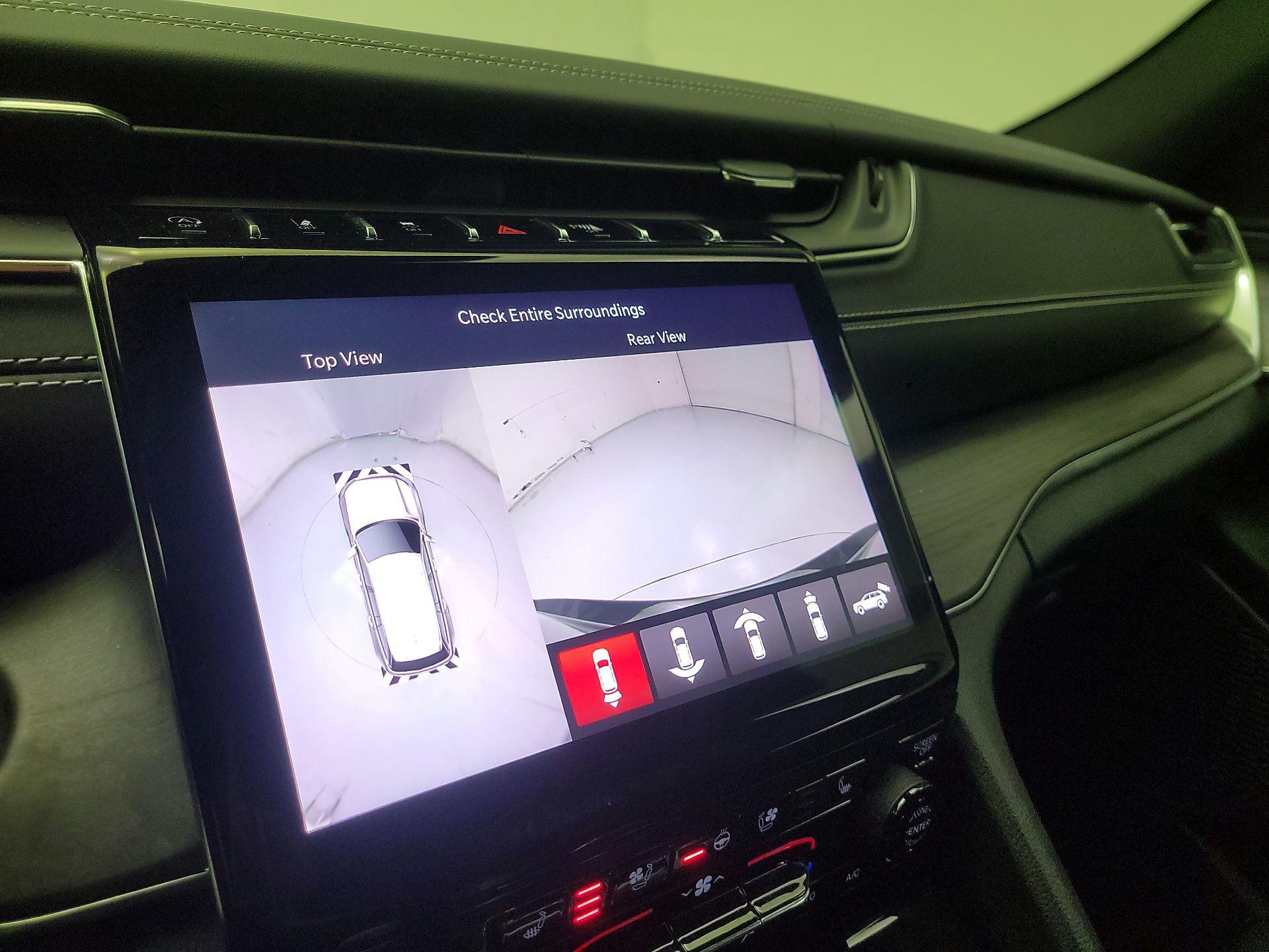 Thumbnail: 2023 Jeep Grand Cherokee - 13