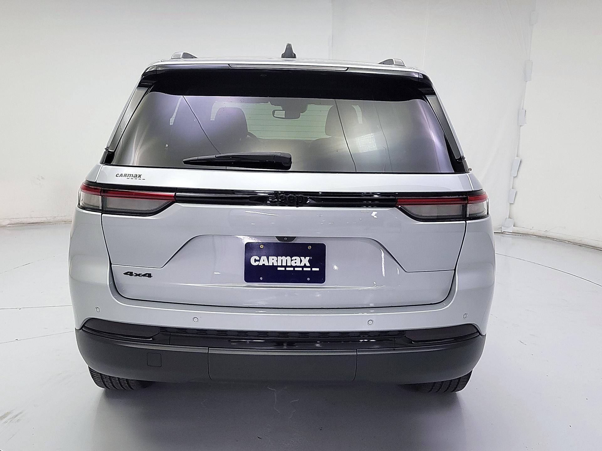 Thumbnail: 2023 Jeep Grand Cherokee - 6