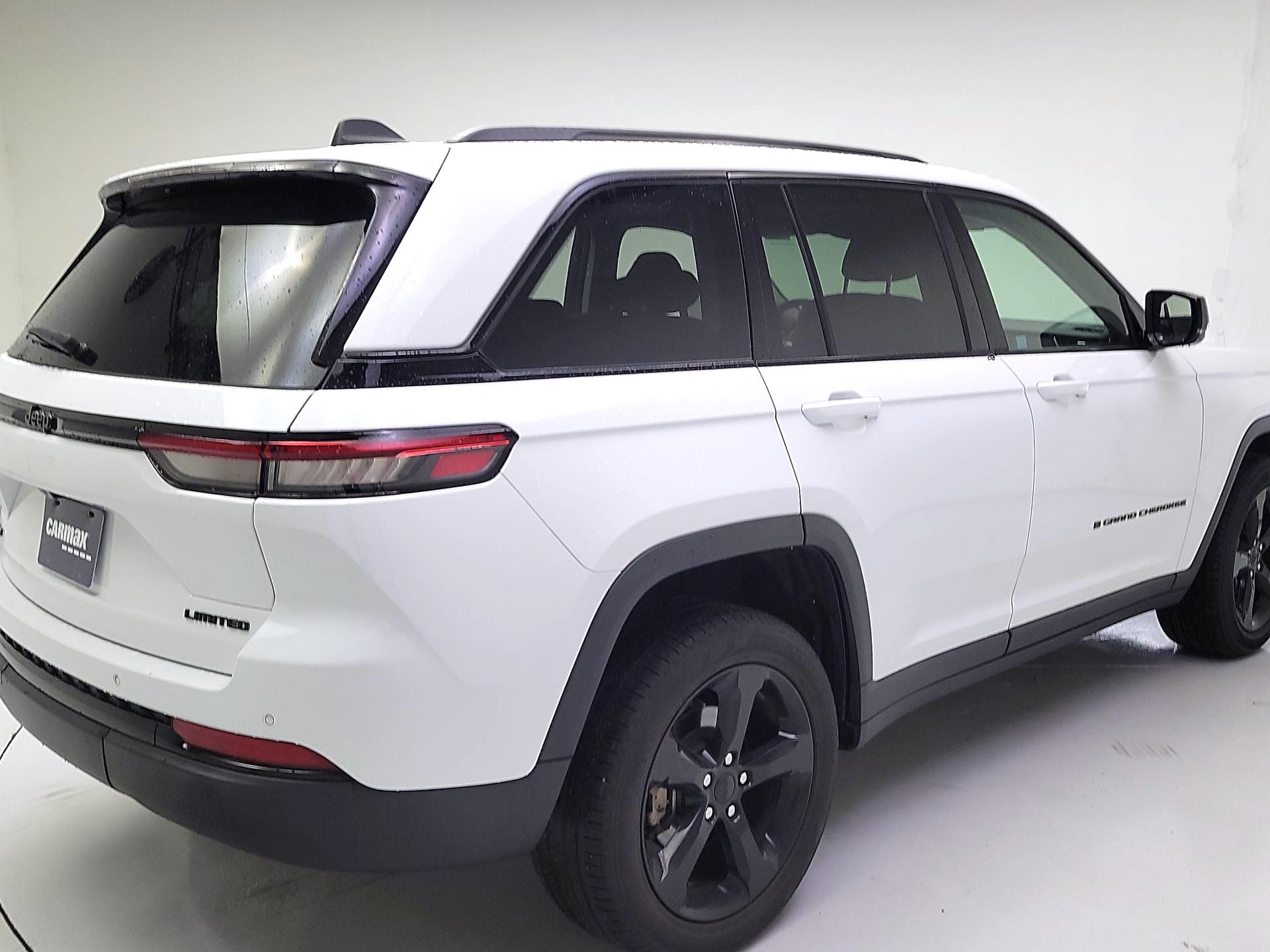 Thumbnail: 2023 Jeep Grand Cherokee - 5