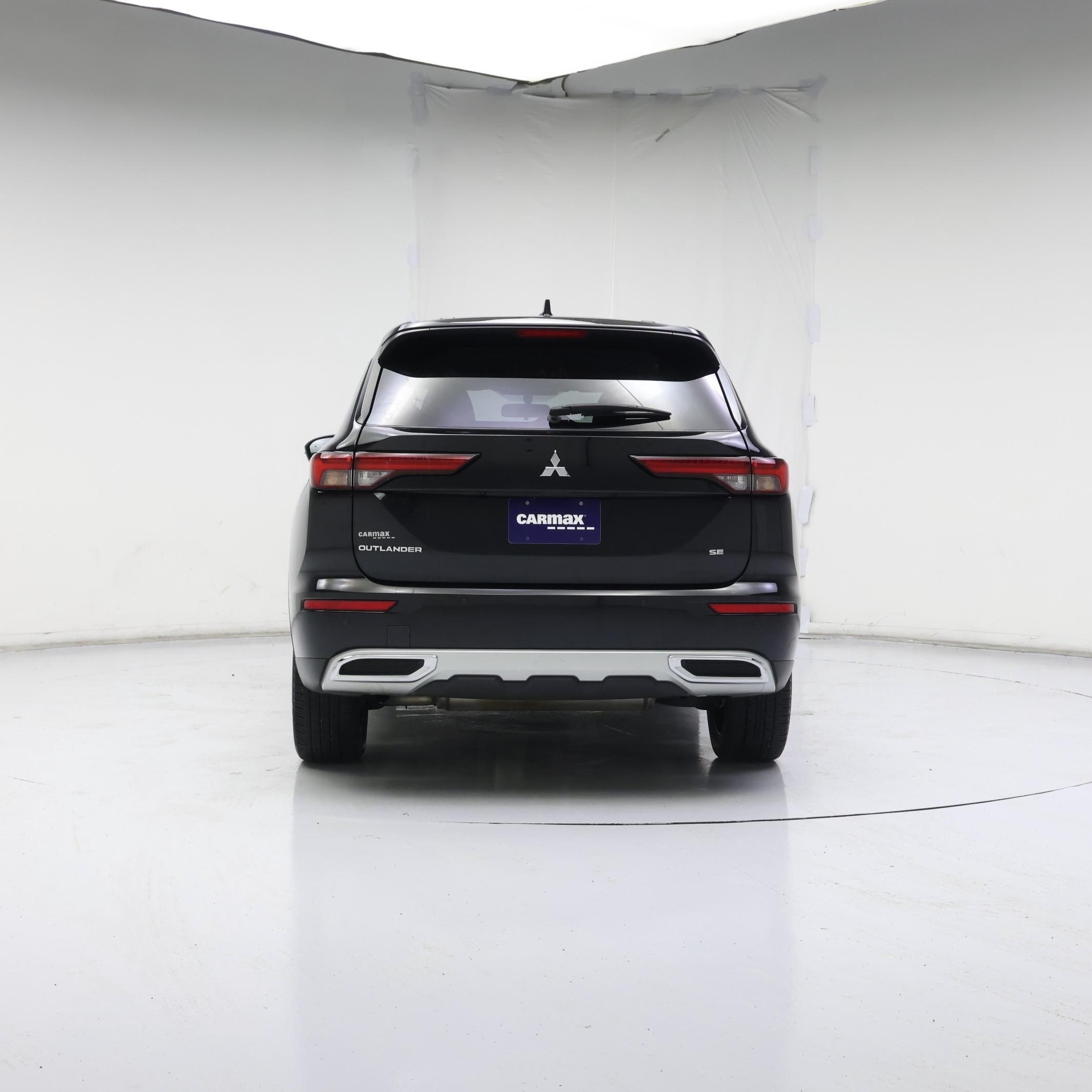 Thumbnail: 2023 Mitsubishi Outlander - 6