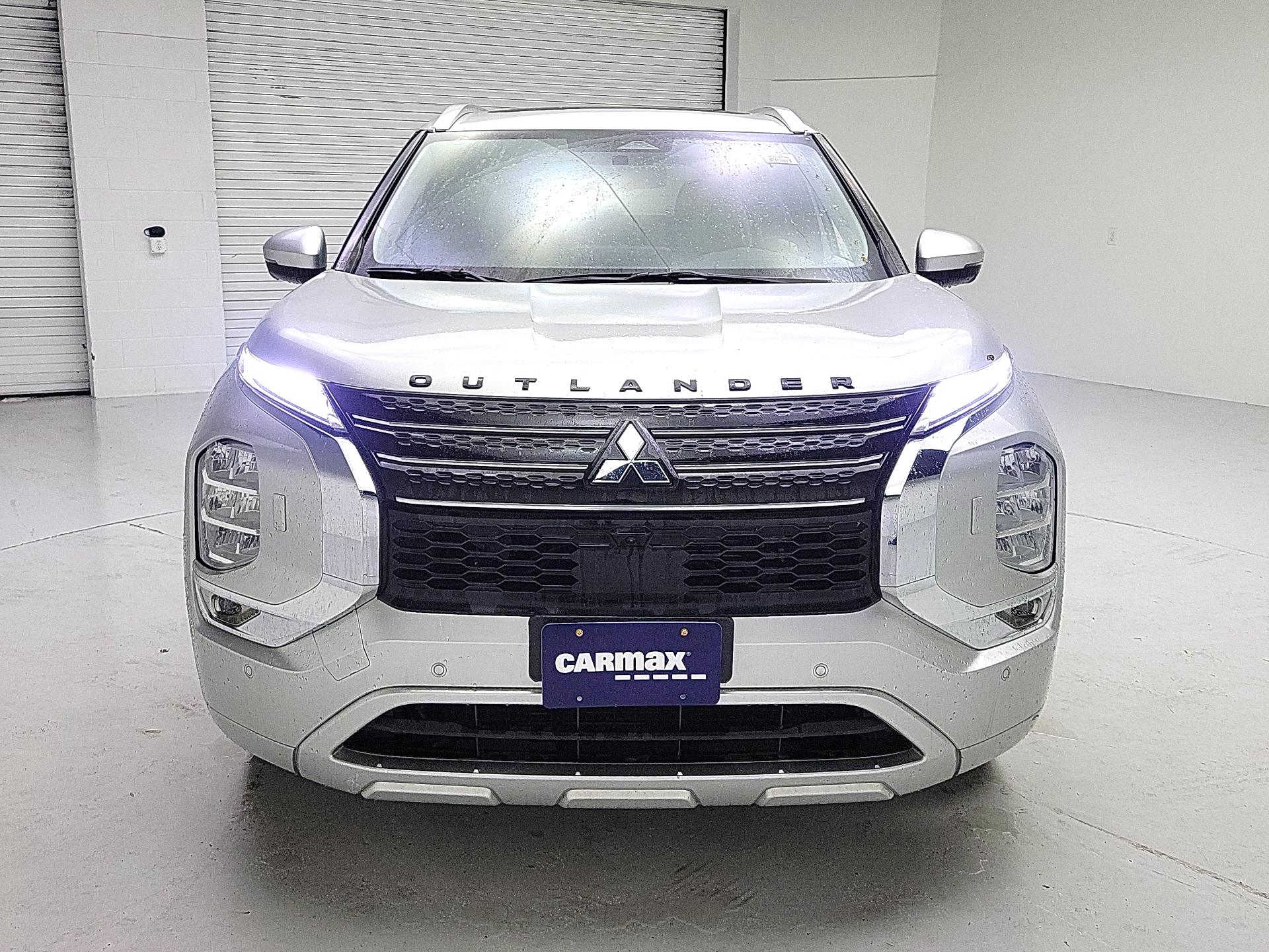 Thumbnail: 2024 Mitsubishi Outlander - 2