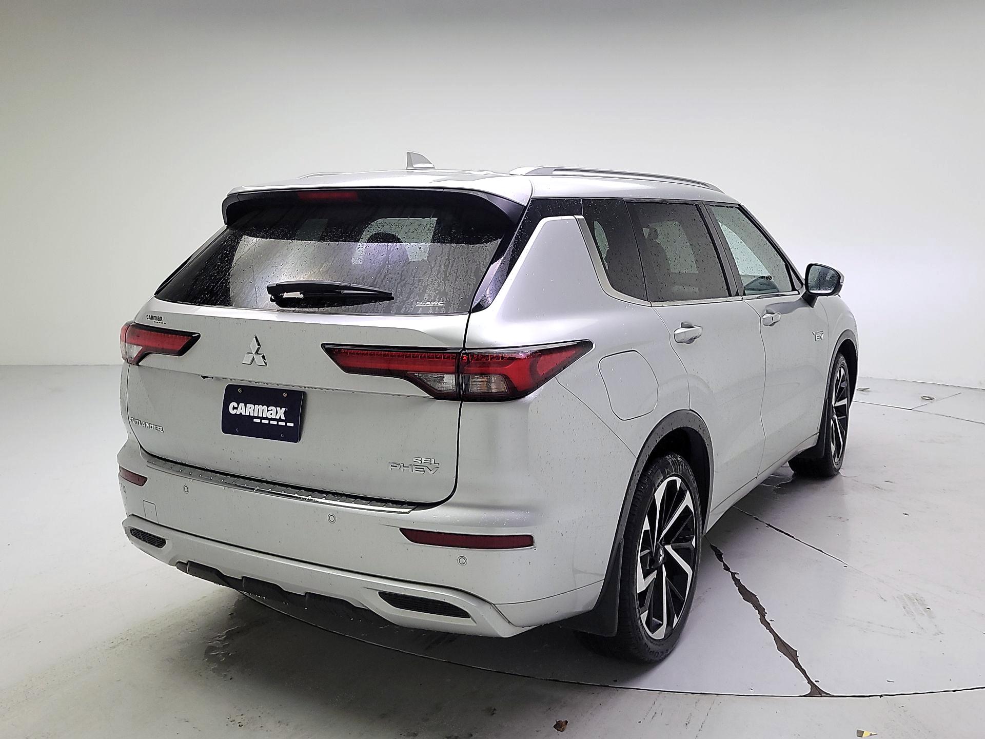 Thumbnail: 2024 Mitsubishi Outlander - 5