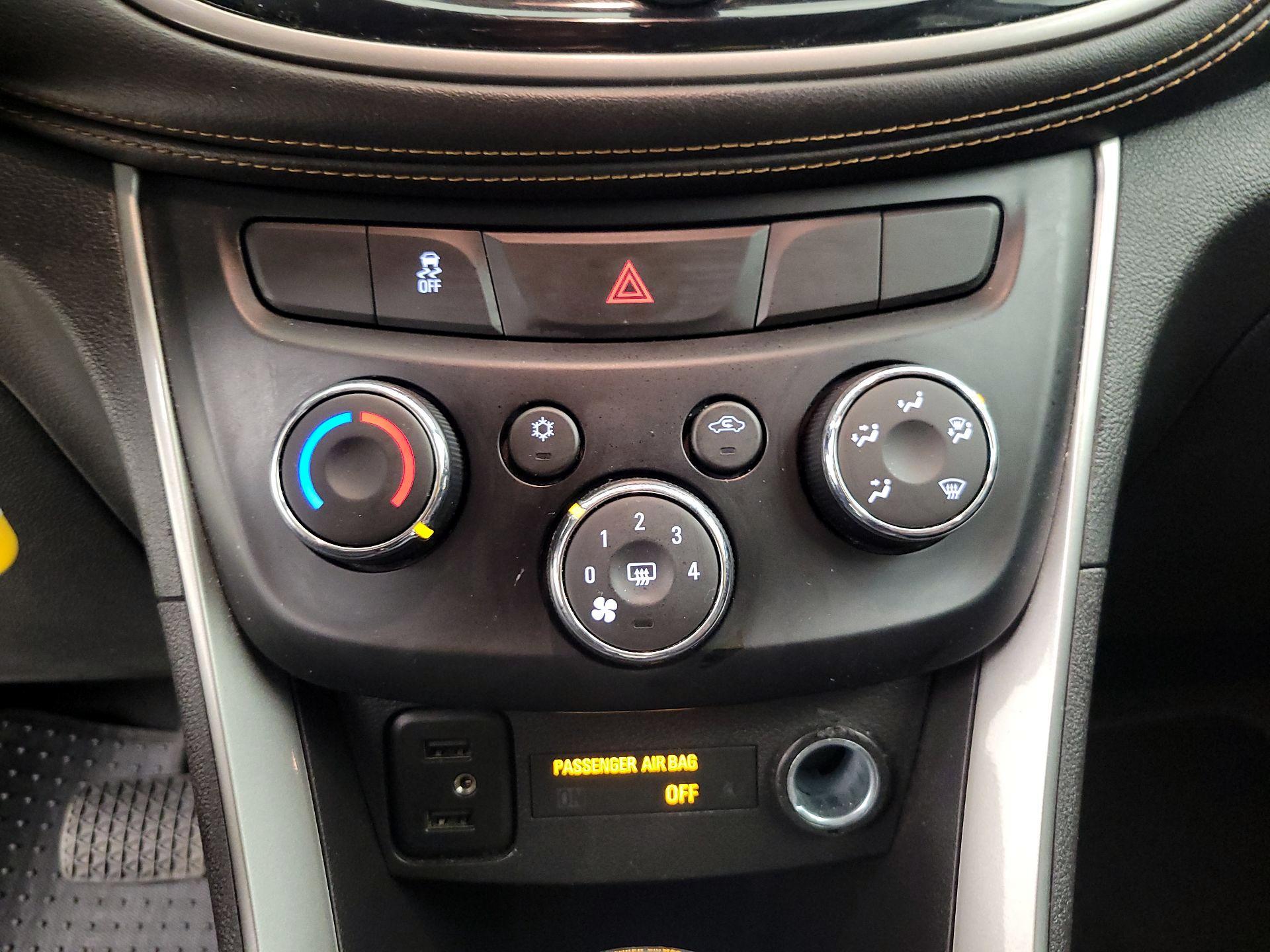 Thumbnail: 2020 Chevrolet Trax - 16