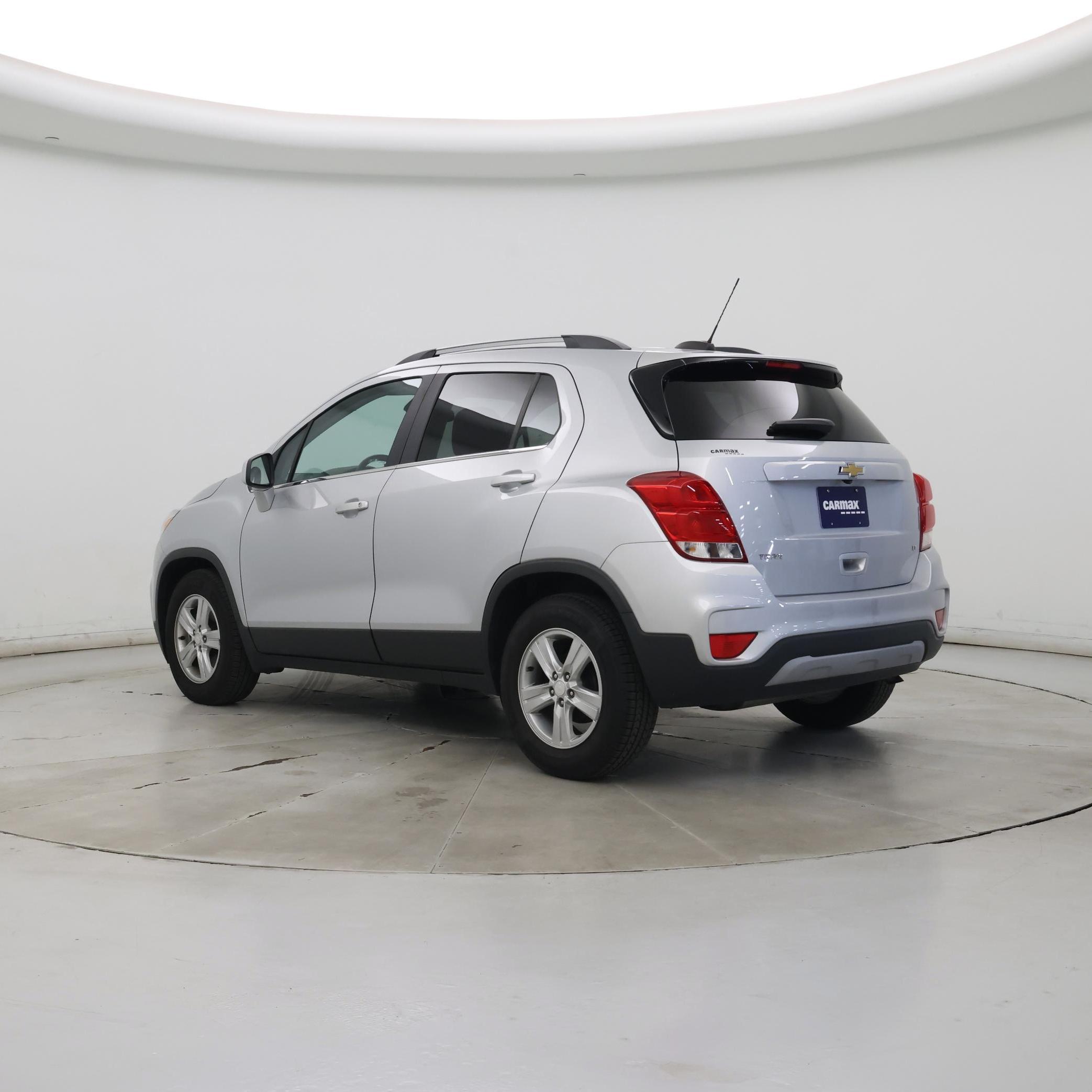 Thumbnail: 2020 Chevrolet Trax - 2