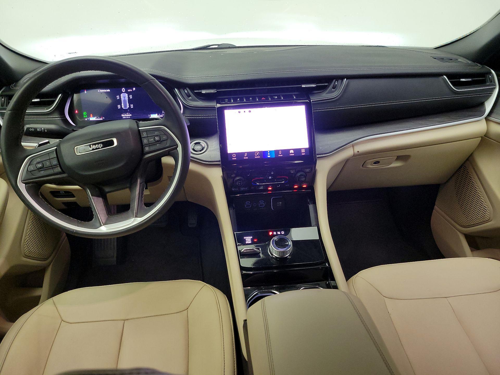 Thumbnail: 2023 Jeep Grand Cherokee - 9