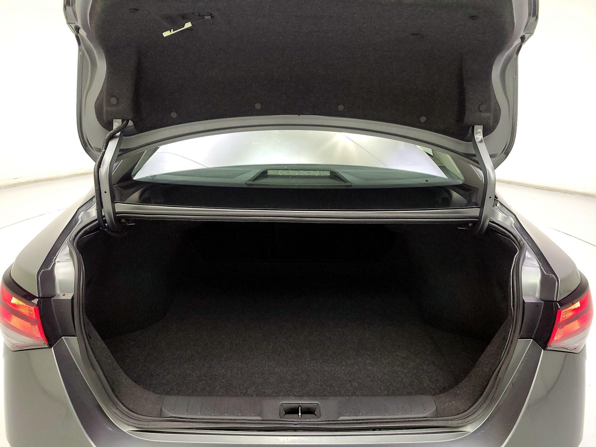 Thumbnail: 2024 Nissan Sentra - 20