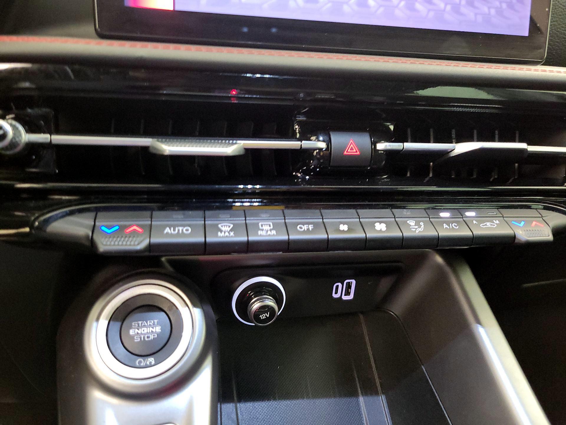 Thumbnail: 2024 Dodge Hornet - 16