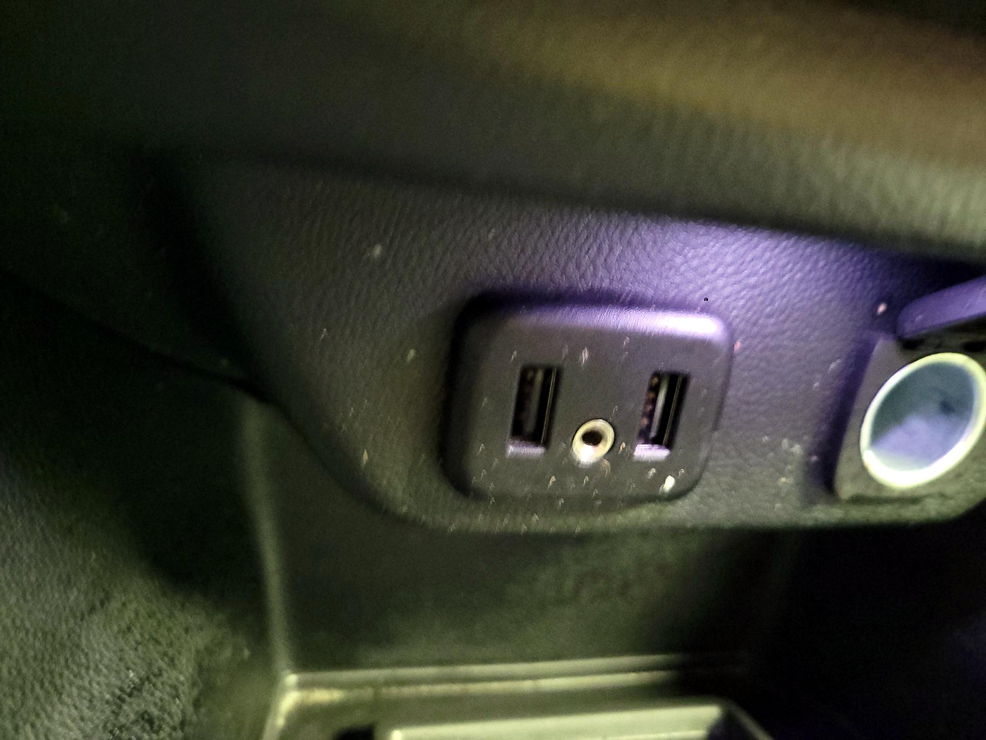 Thumbnail: 2023 Chevrolet Traverse - 16