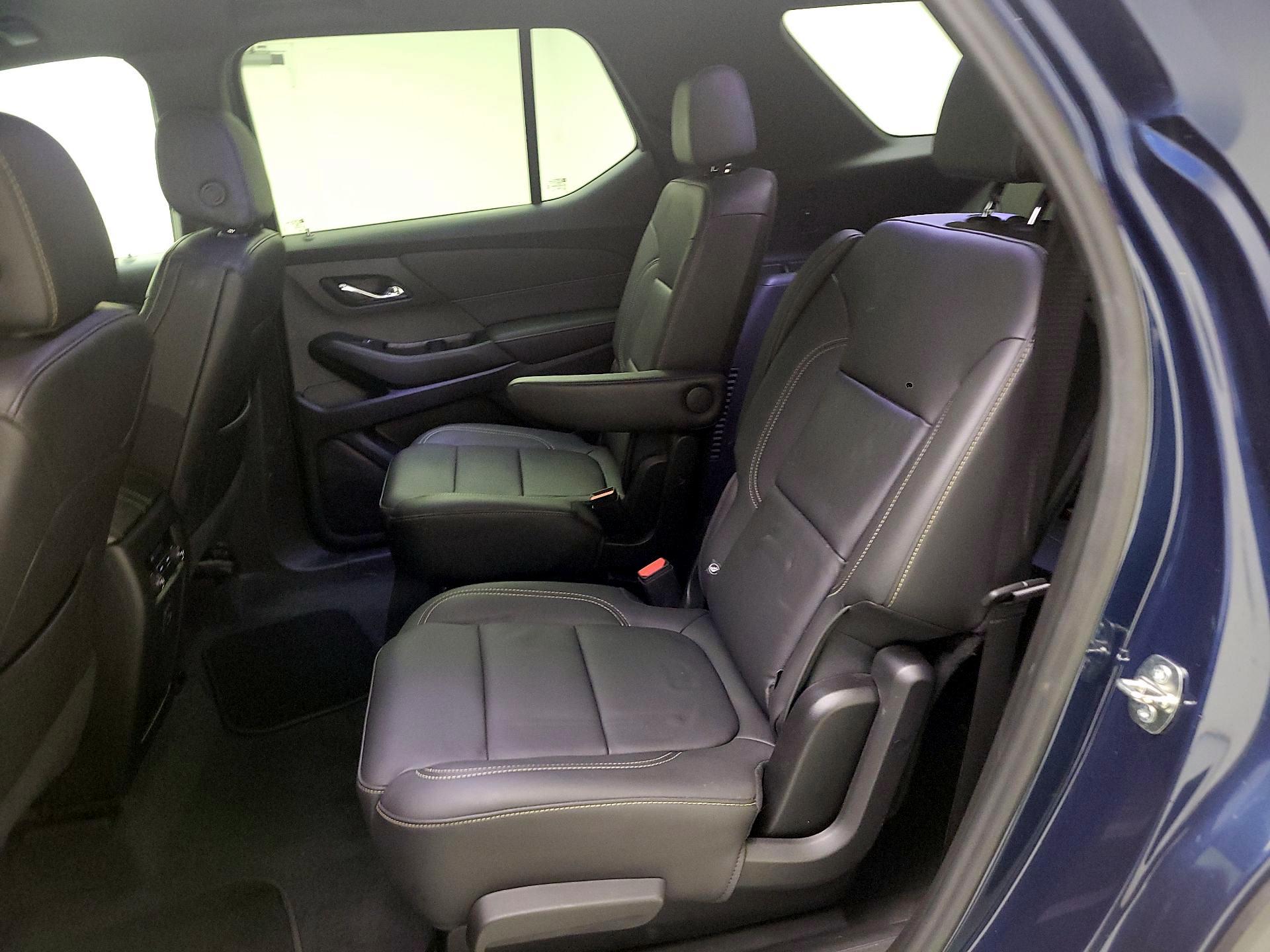 Thumbnail: 2023 Chevrolet Traverse - 17