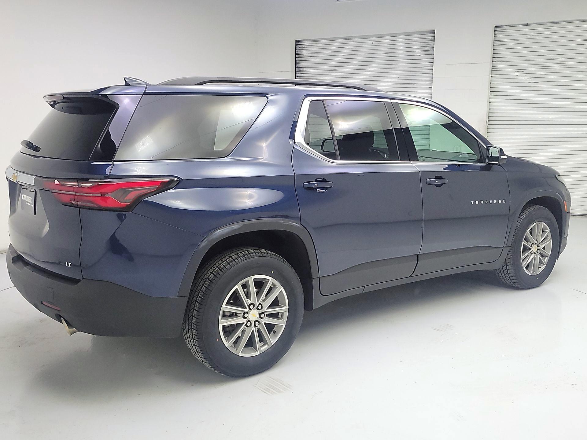 Thumbnail: 2023 Chevrolet Traverse - 5