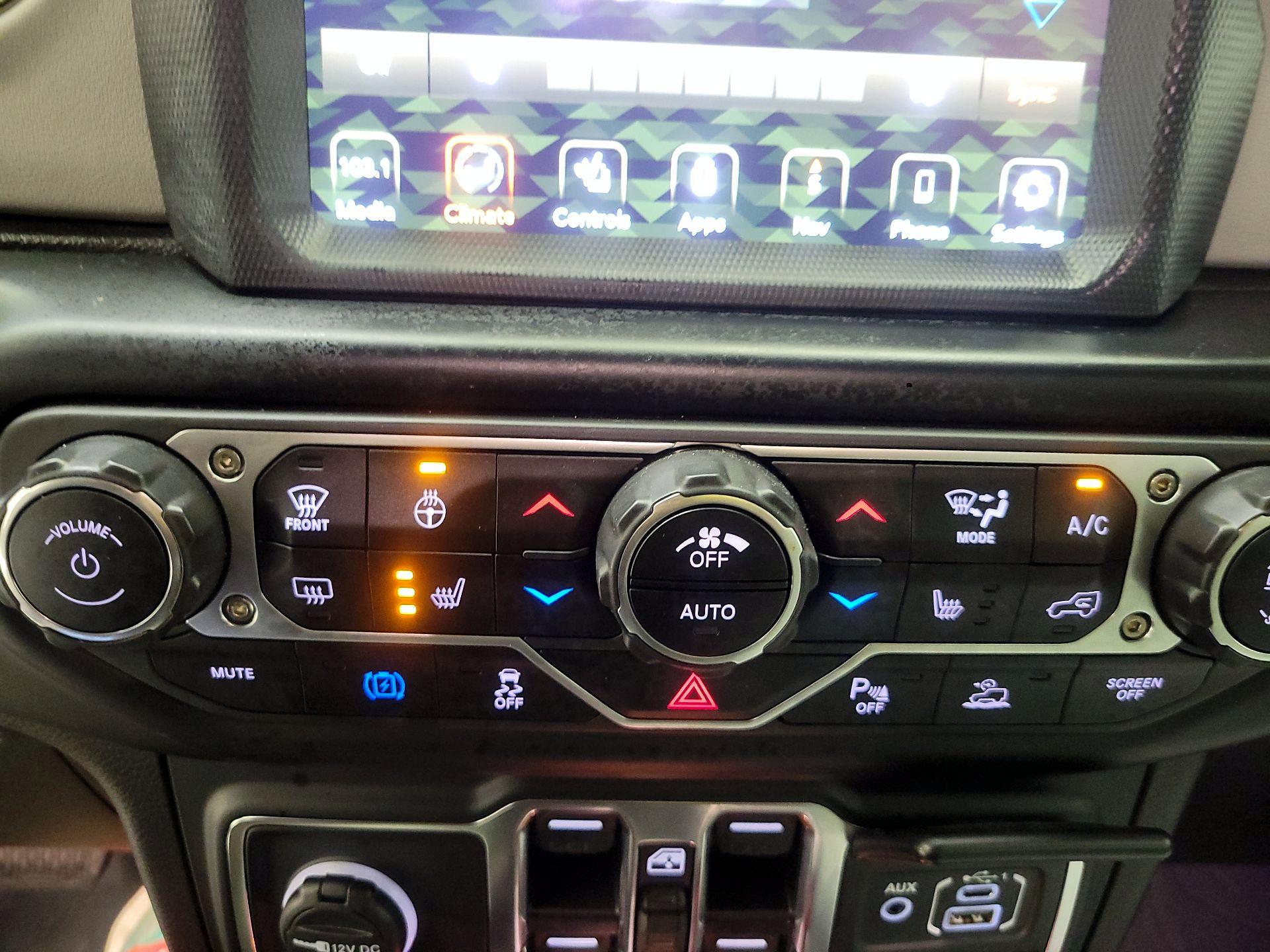 Thumbnail: 2023 Jeep Wrangler - 14