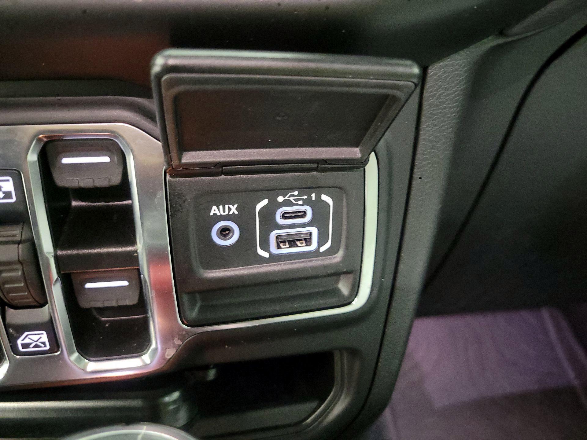 Thumbnail: 2023 Jeep Wrangler - 16