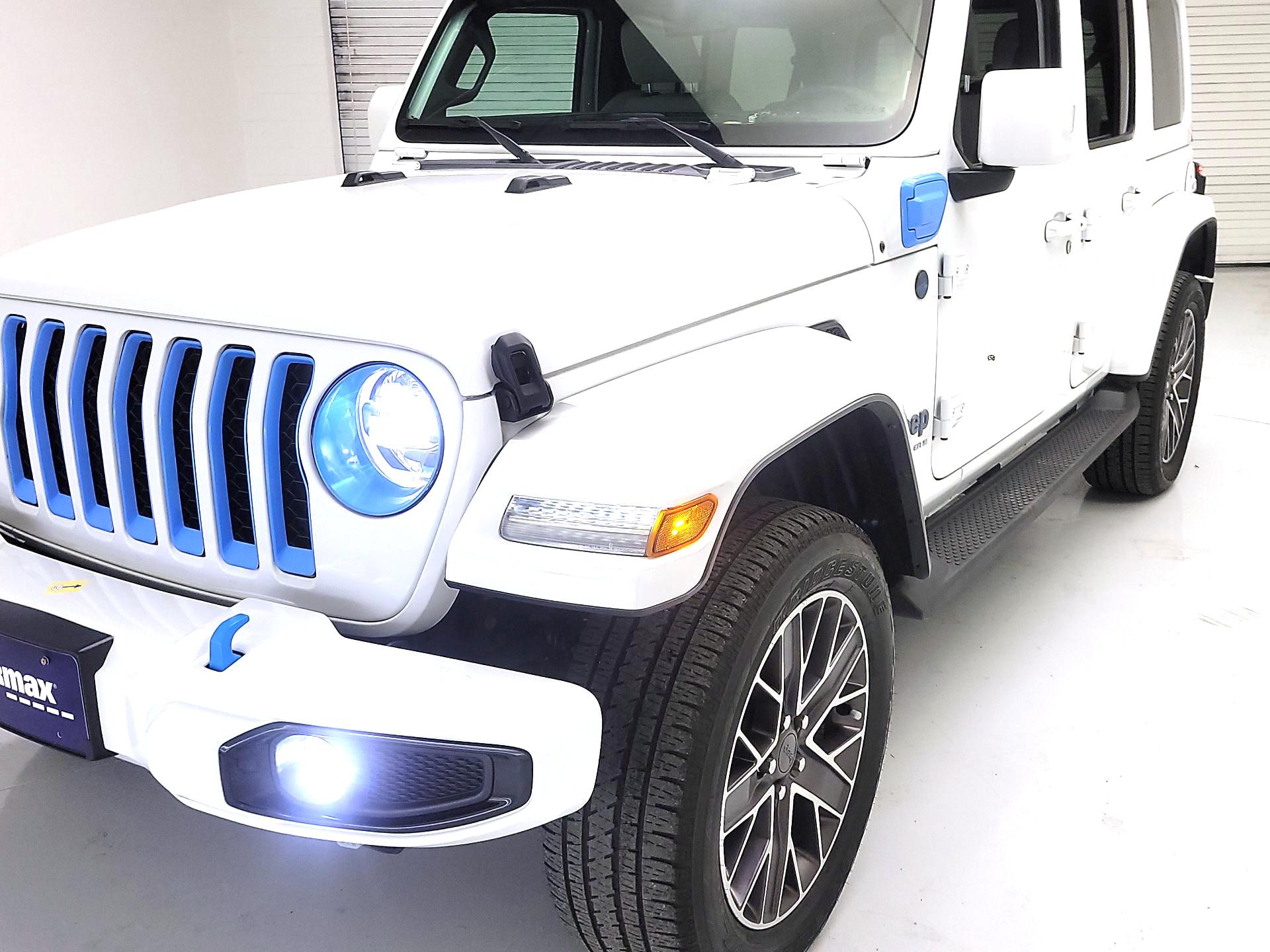 Thumbnail: 2023 Jeep Wrangler - 3