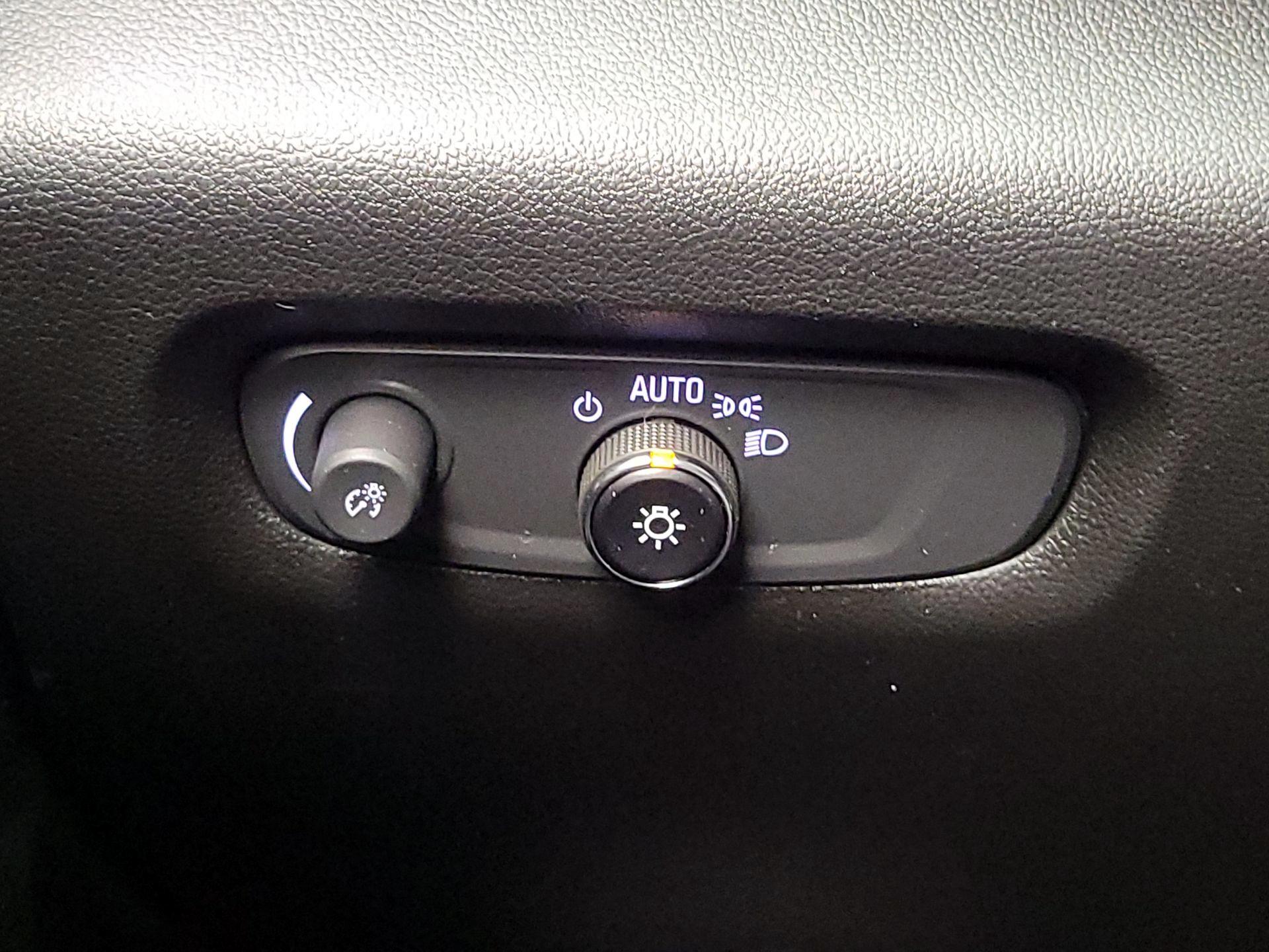 Thumbnail: 2023 Chevrolet Traverse - 13