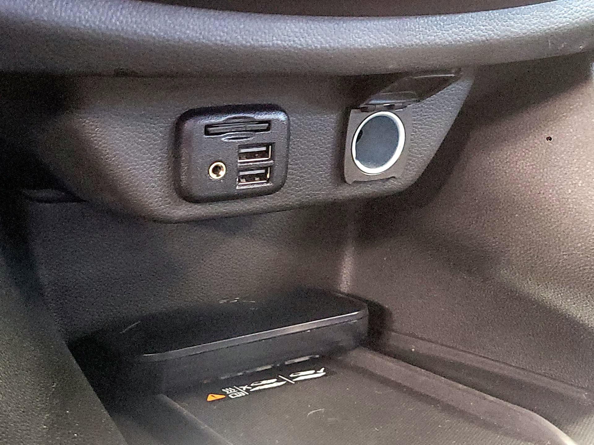 Thumbnail: 2023 Chevrolet Traverse - 19