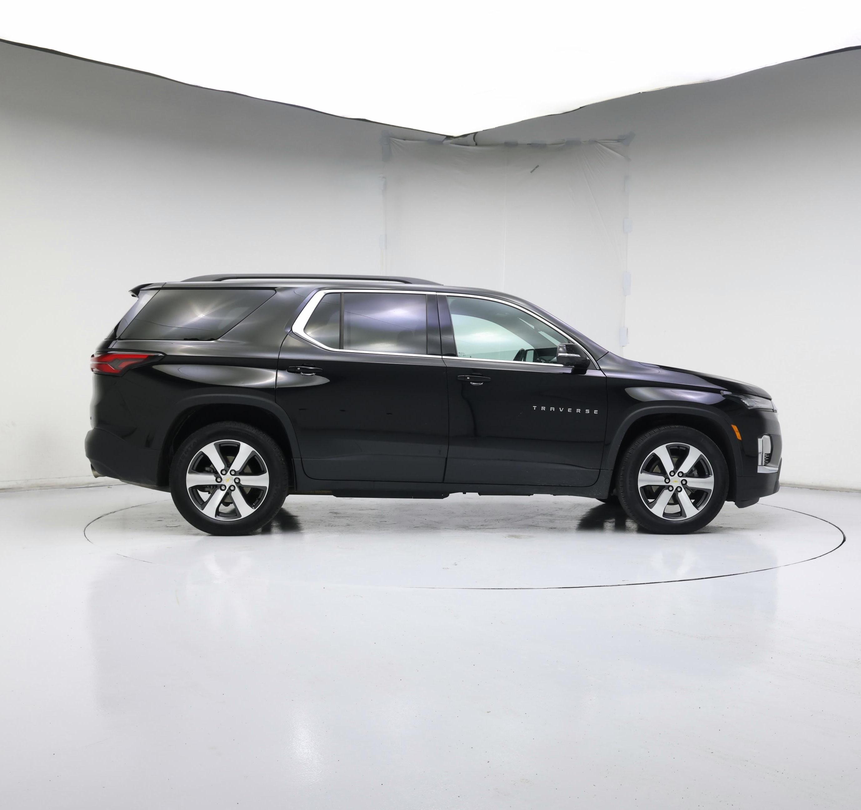 Thumbnail: 2023 Chevrolet Traverse - 7