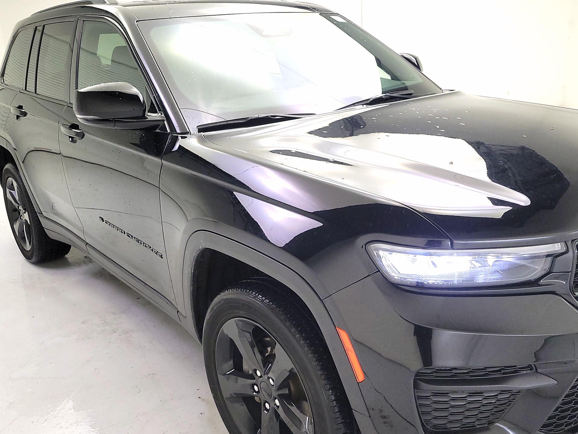 Thumbnail: 2023 Jeep Grand Cherokee - 1