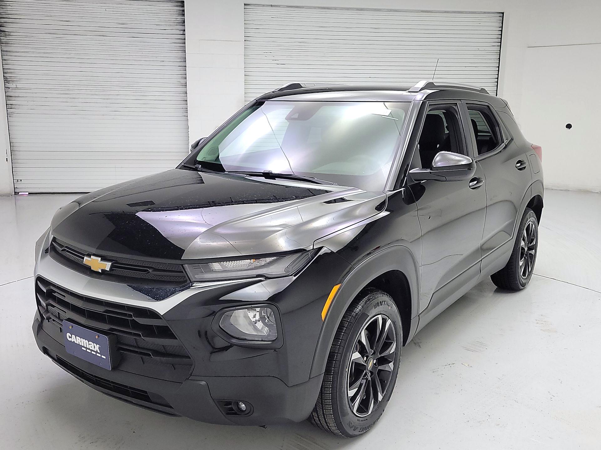 Thumbnail: 2023 Chevrolet TrailBlazer - 3