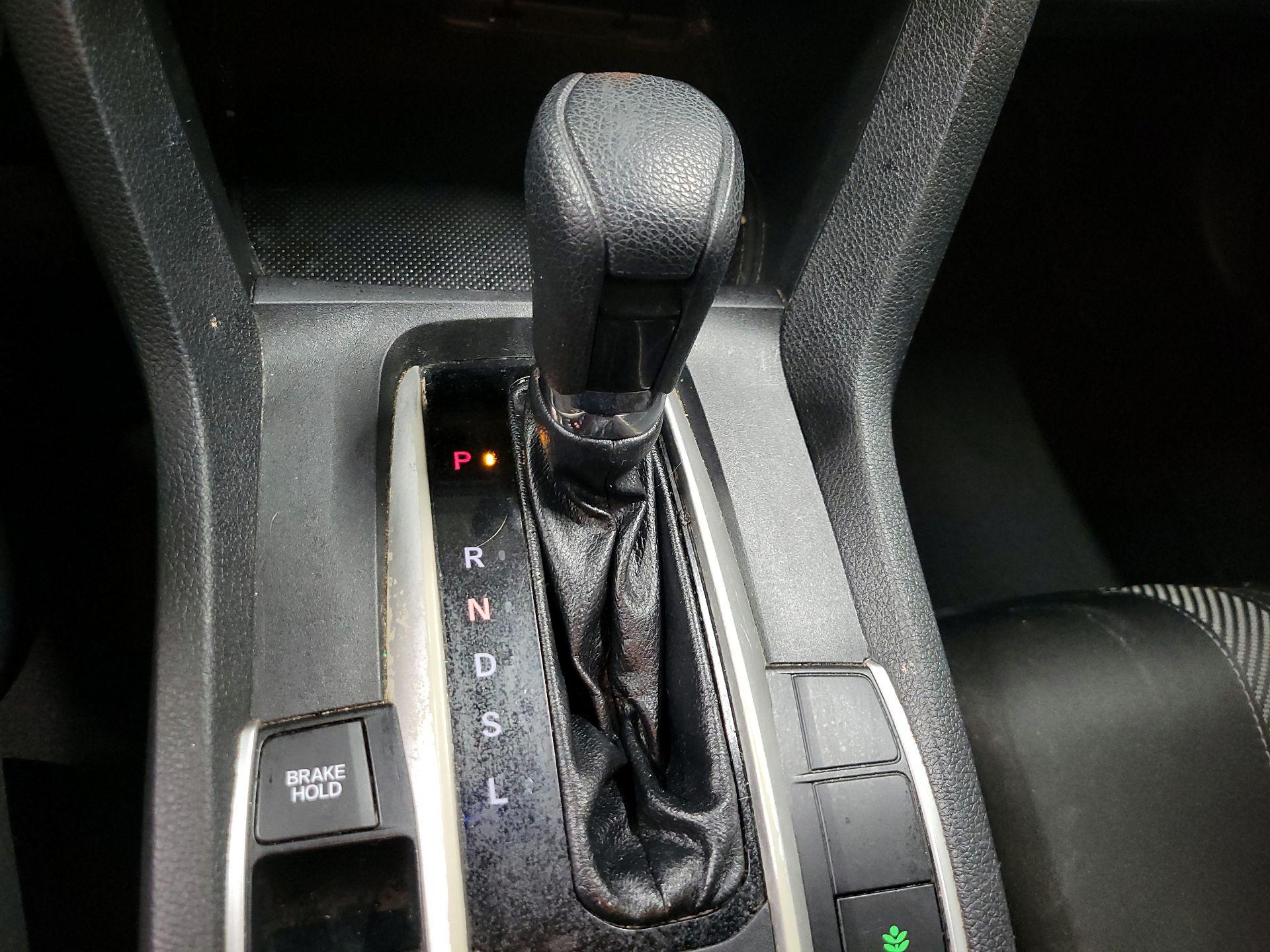 Thumbnail: 2018 Honda Civic - 17