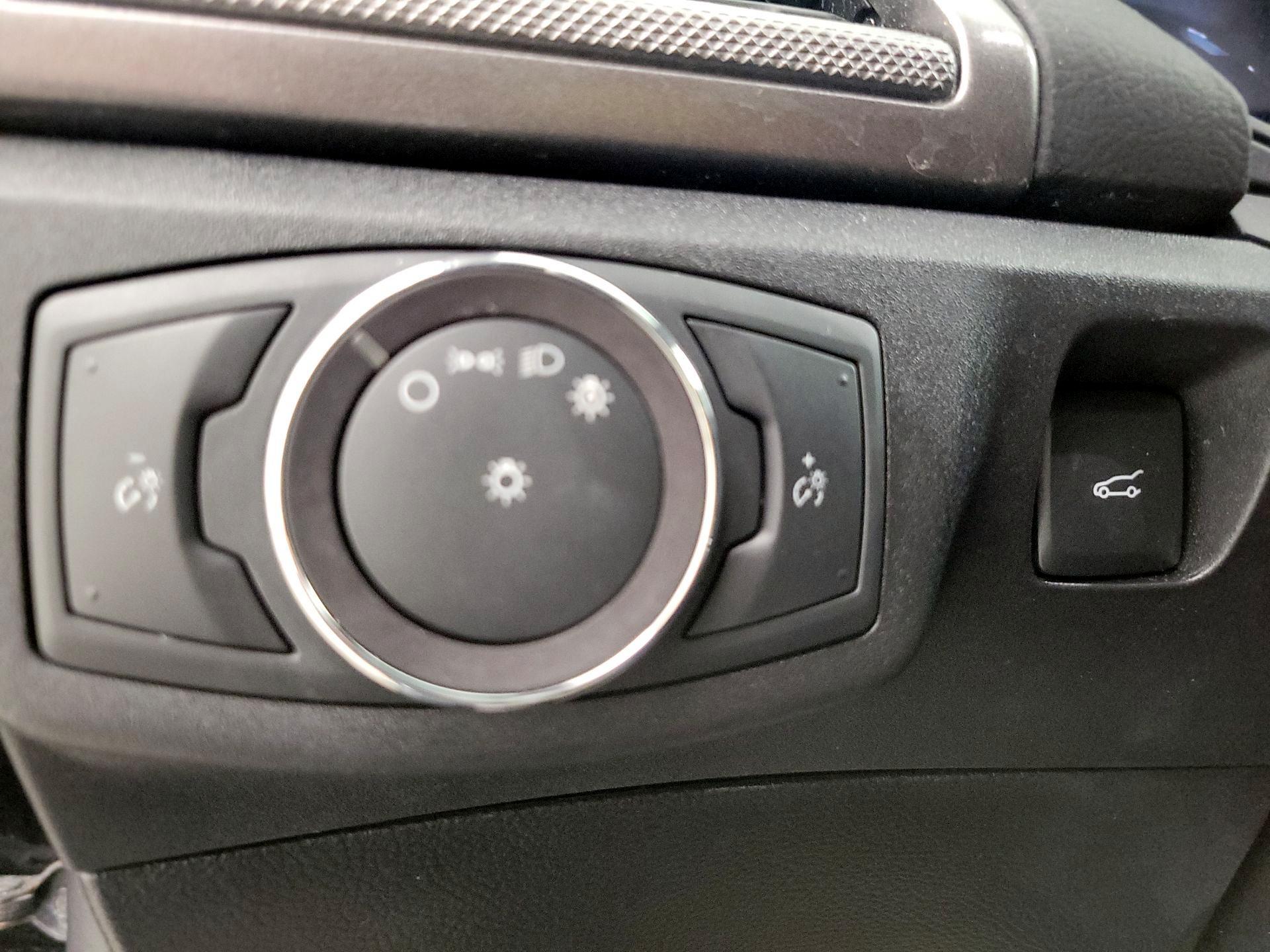 Thumbnail: 2019 Ford Fusion - 13