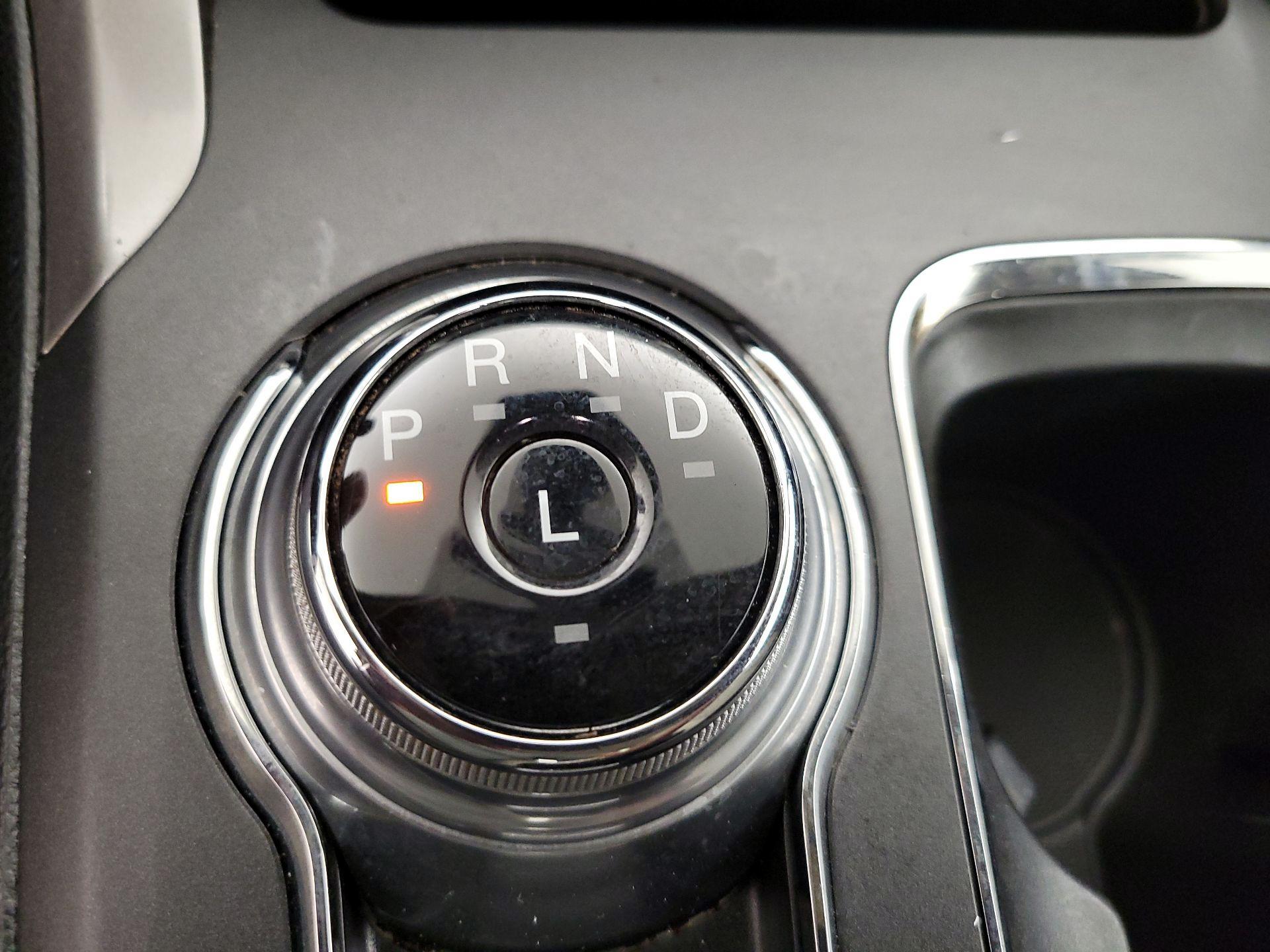 Thumbnail: 2019 Ford Fusion - 17