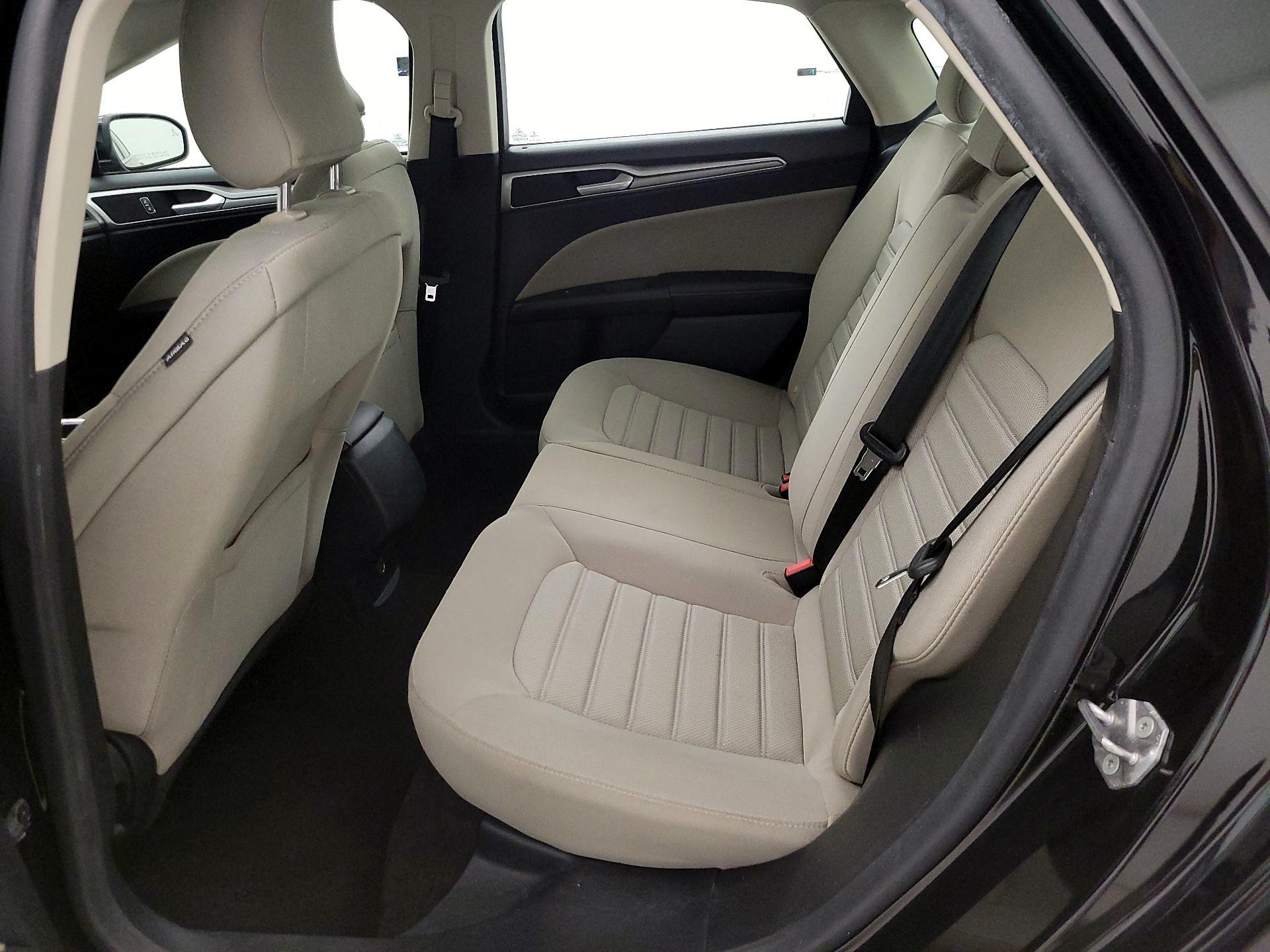 Thumbnail: 2019 Ford Fusion - 18