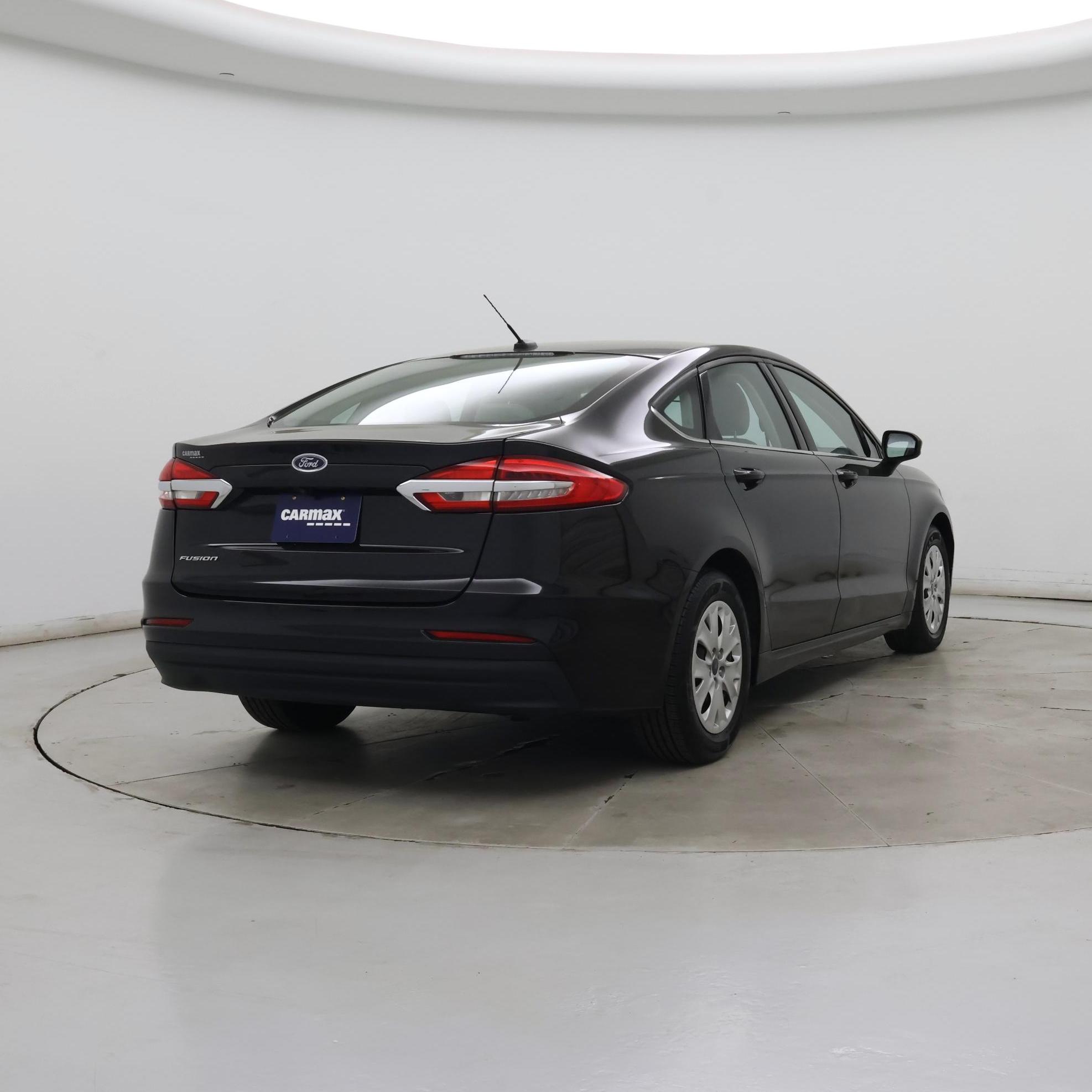 Thumbnail: 2019 Ford Fusion - 8
