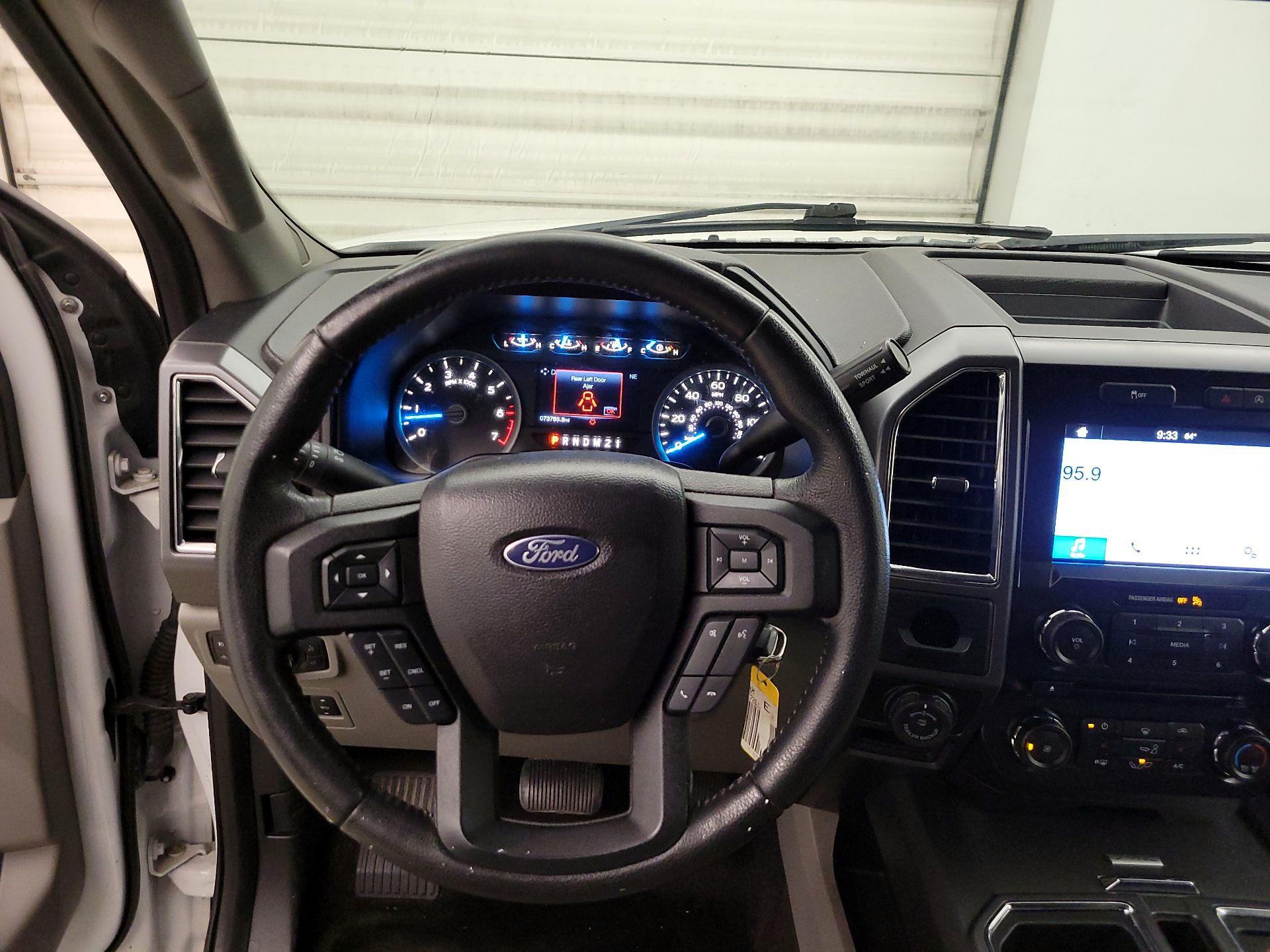 Thumbnail: 2016 Ford F-150 - 10