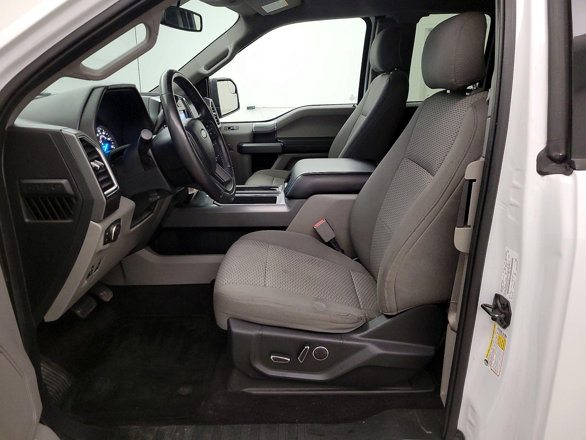 Thumbnail: 2016 Ford F-150 - 11