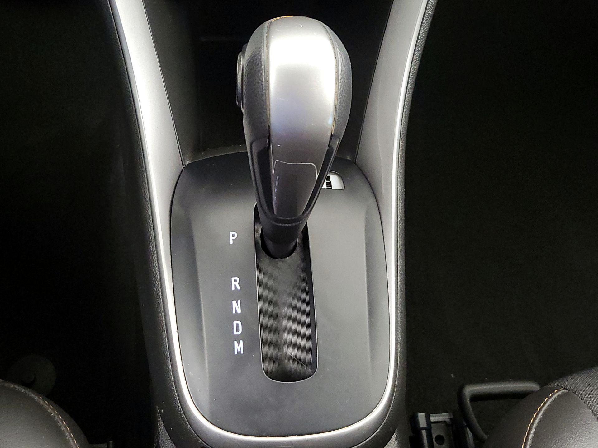 Thumbnail: 2022 Chevrolet Trax - 17