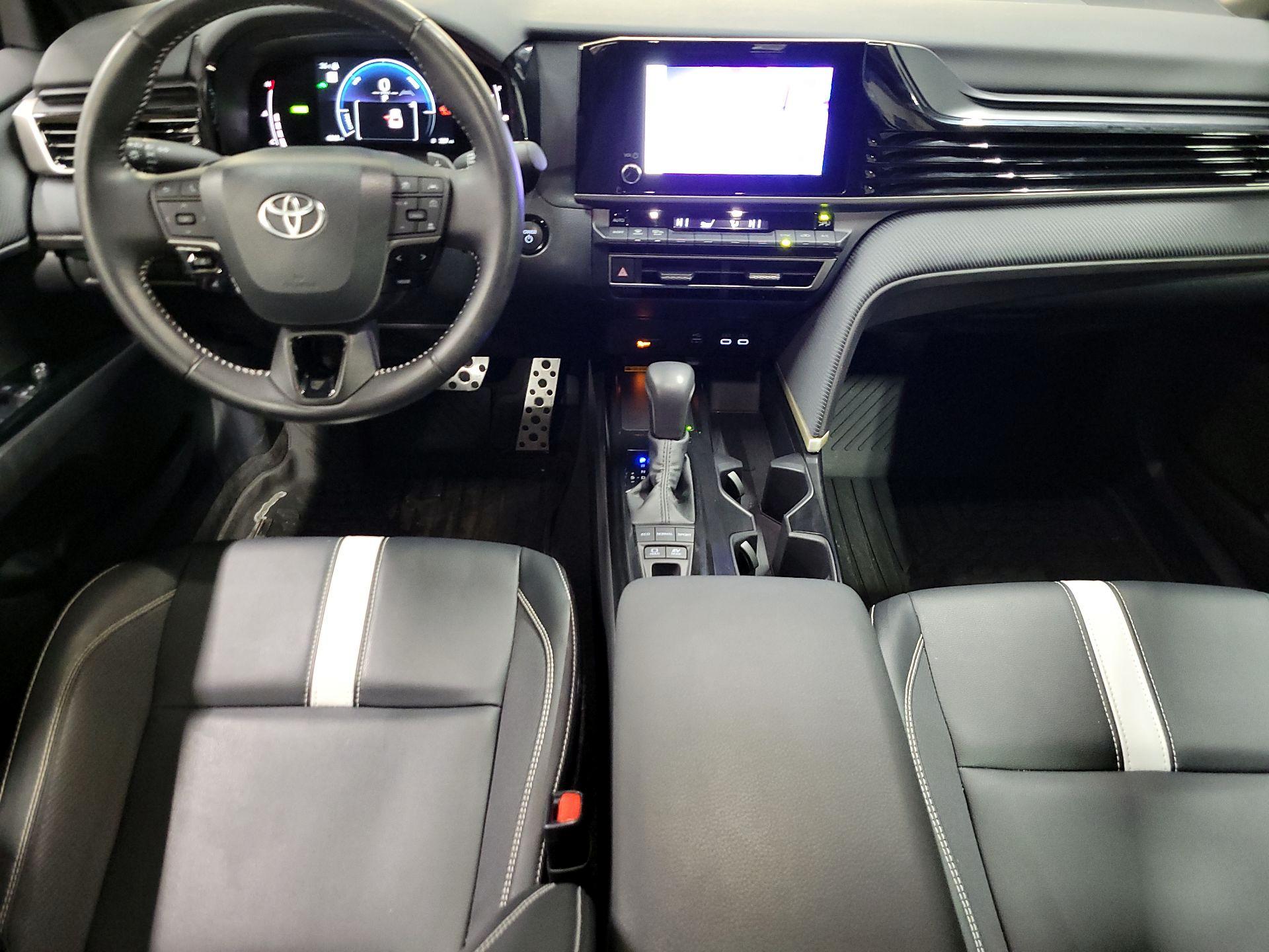 Thumbnail: 2025 Toyota Camry - 9