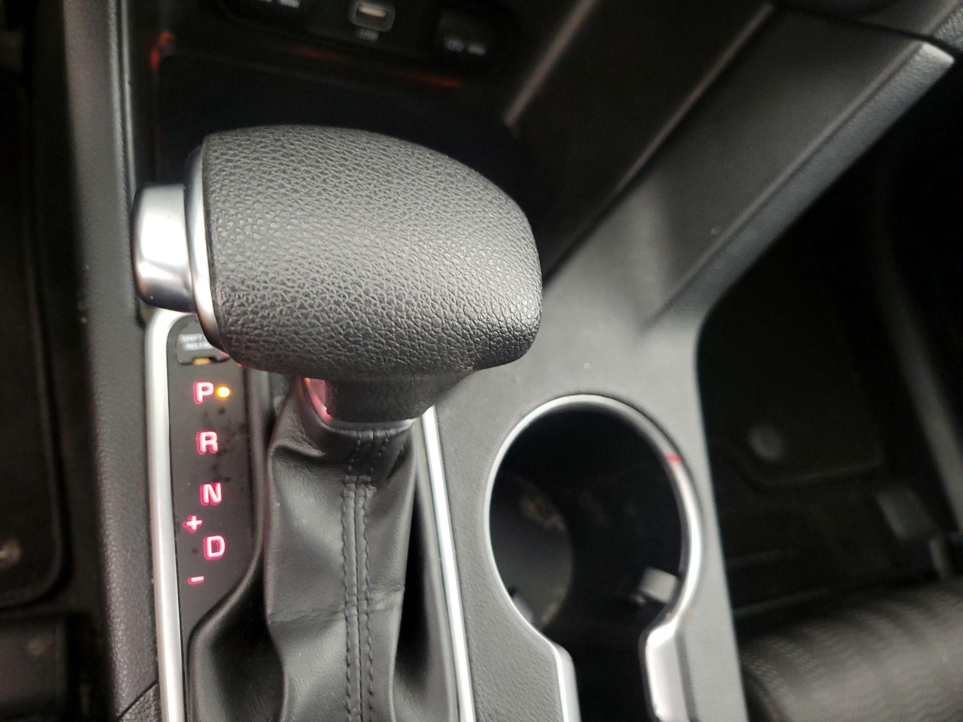Thumbnail: 2020 Kia Sportage - 15