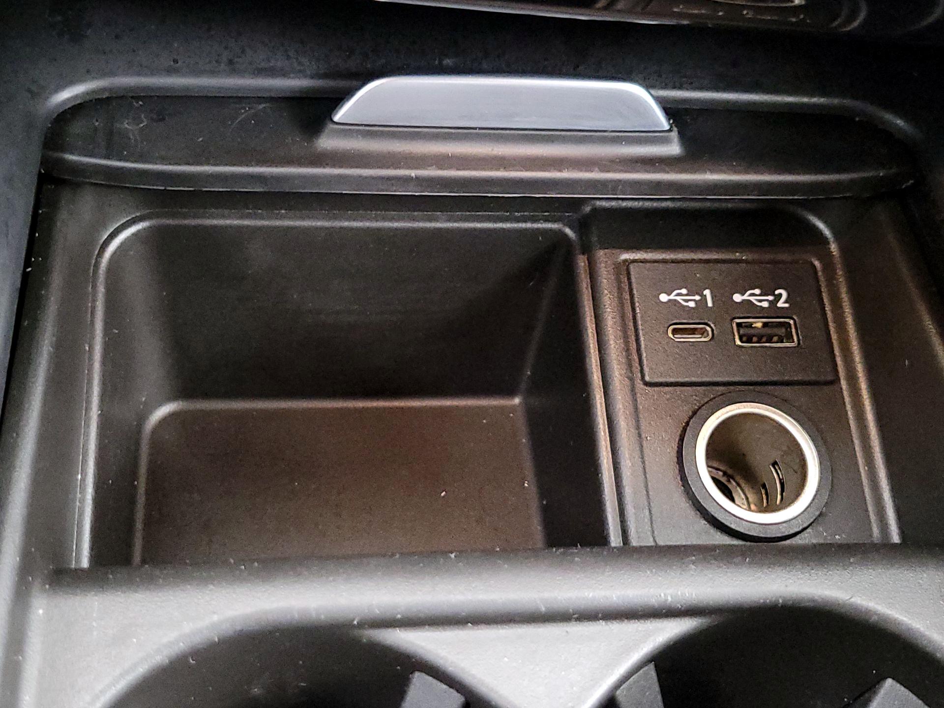 Thumbnail: 2022 INFINITI QX50 - 18