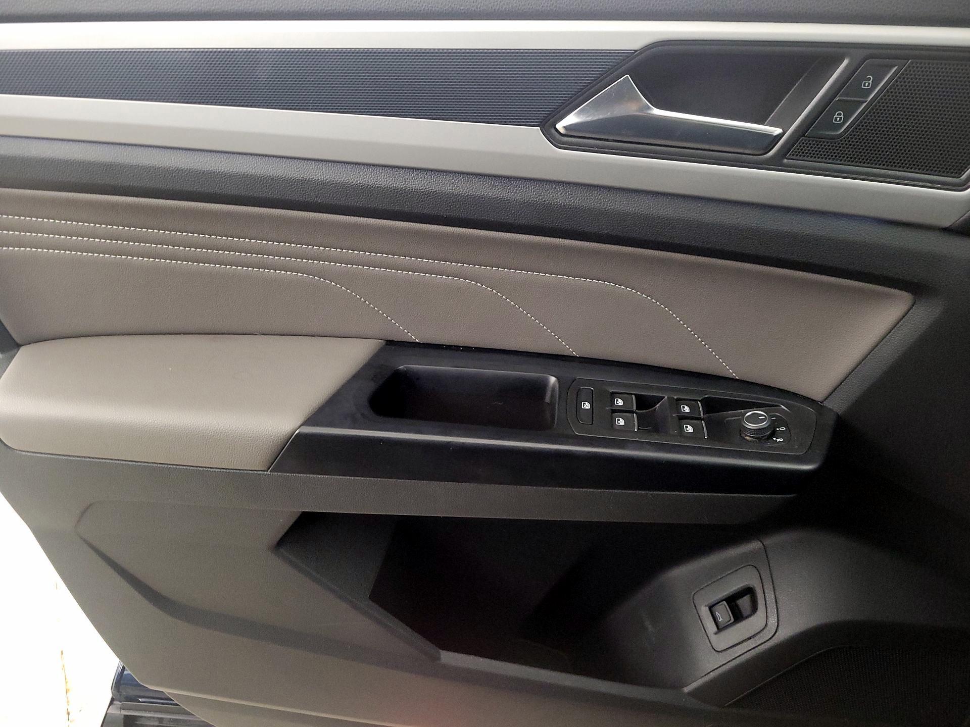 Thumbnail: 2021 Volkswagen Atlas - 12