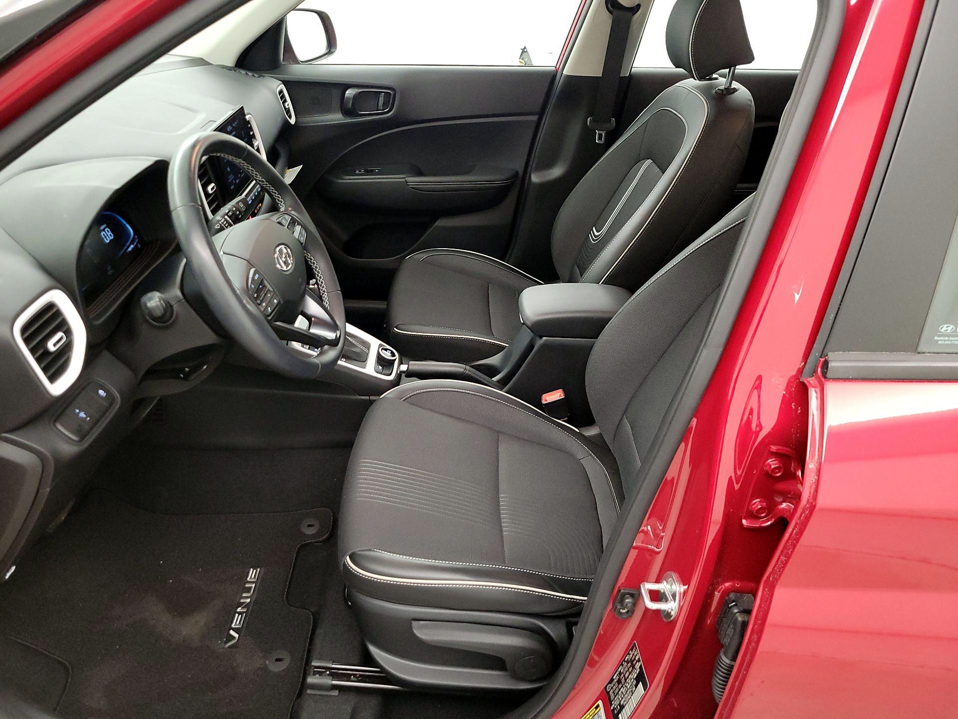 Thumbnail: 2023 Hyundai Venue - 11