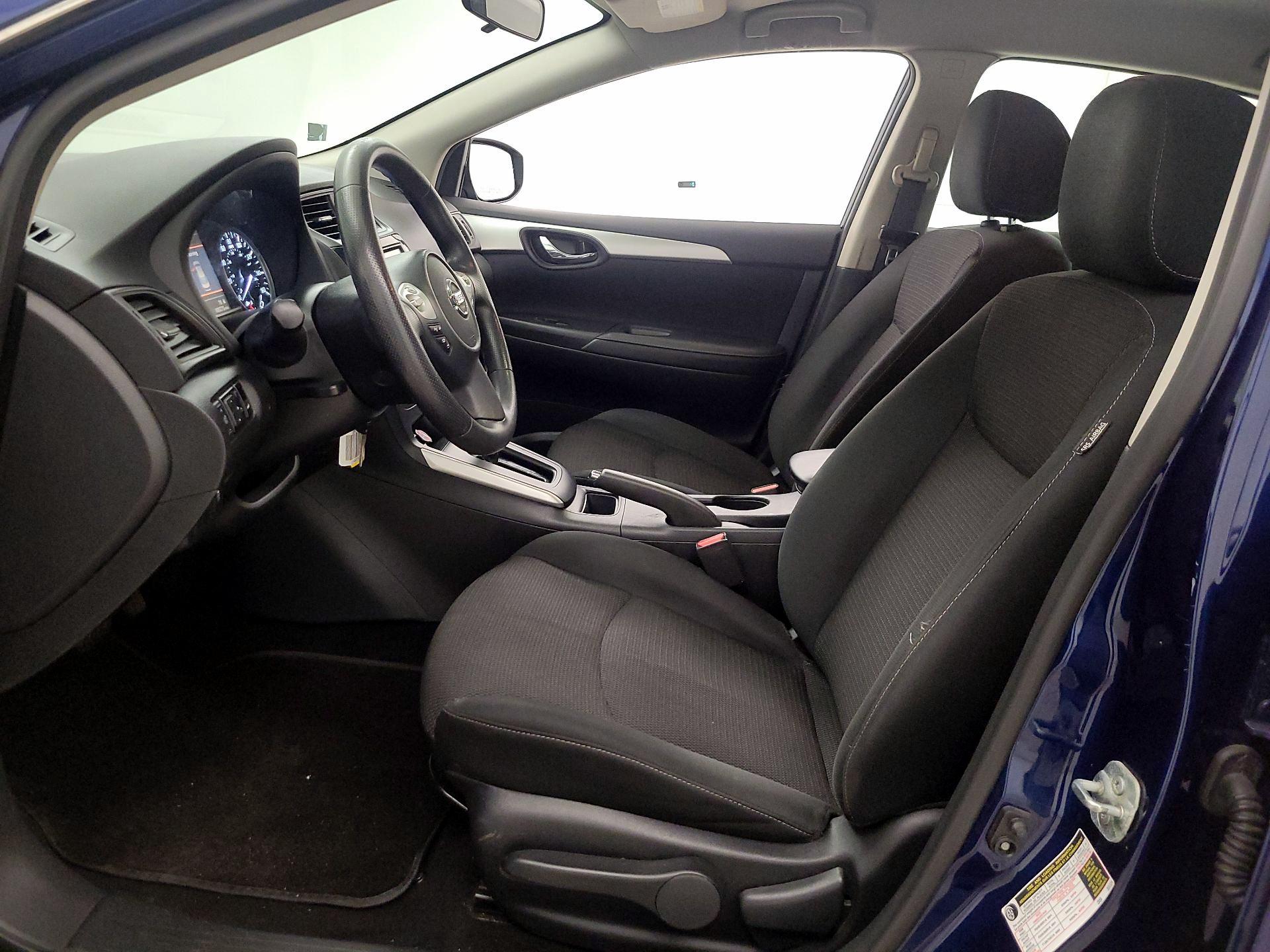 Thumbnail: 2019 Nissan Sentra - 11