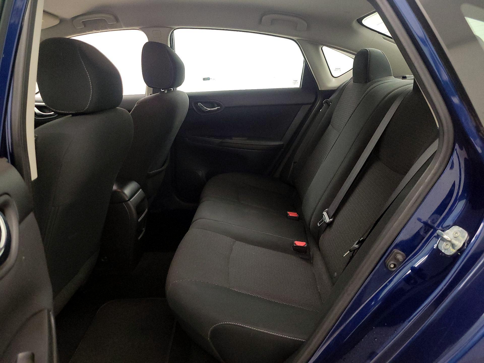 Thumbnail: 2019 Nissan Sentra - 19