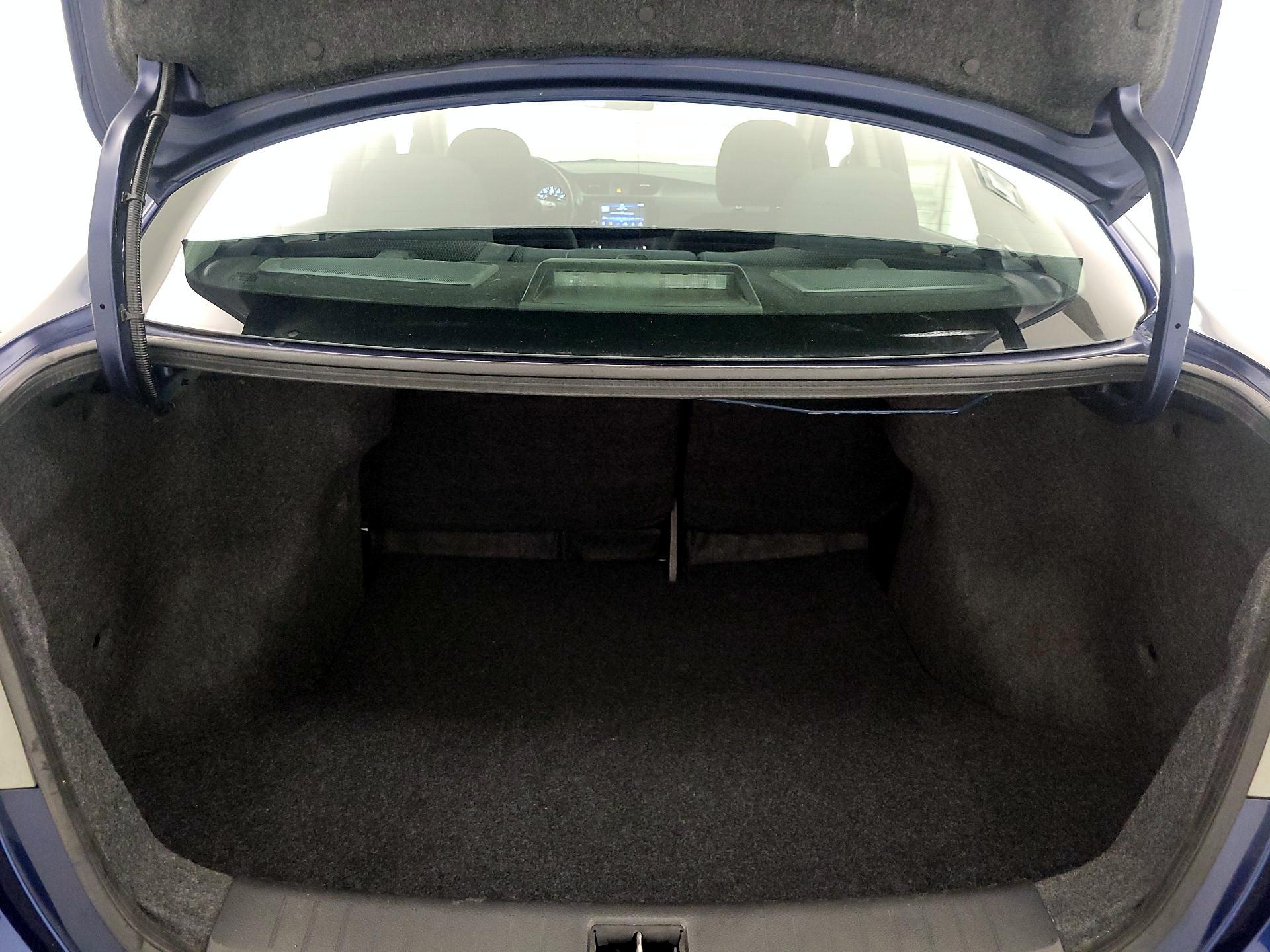 Thumbnail: 2019 Nissan Sentra - 20