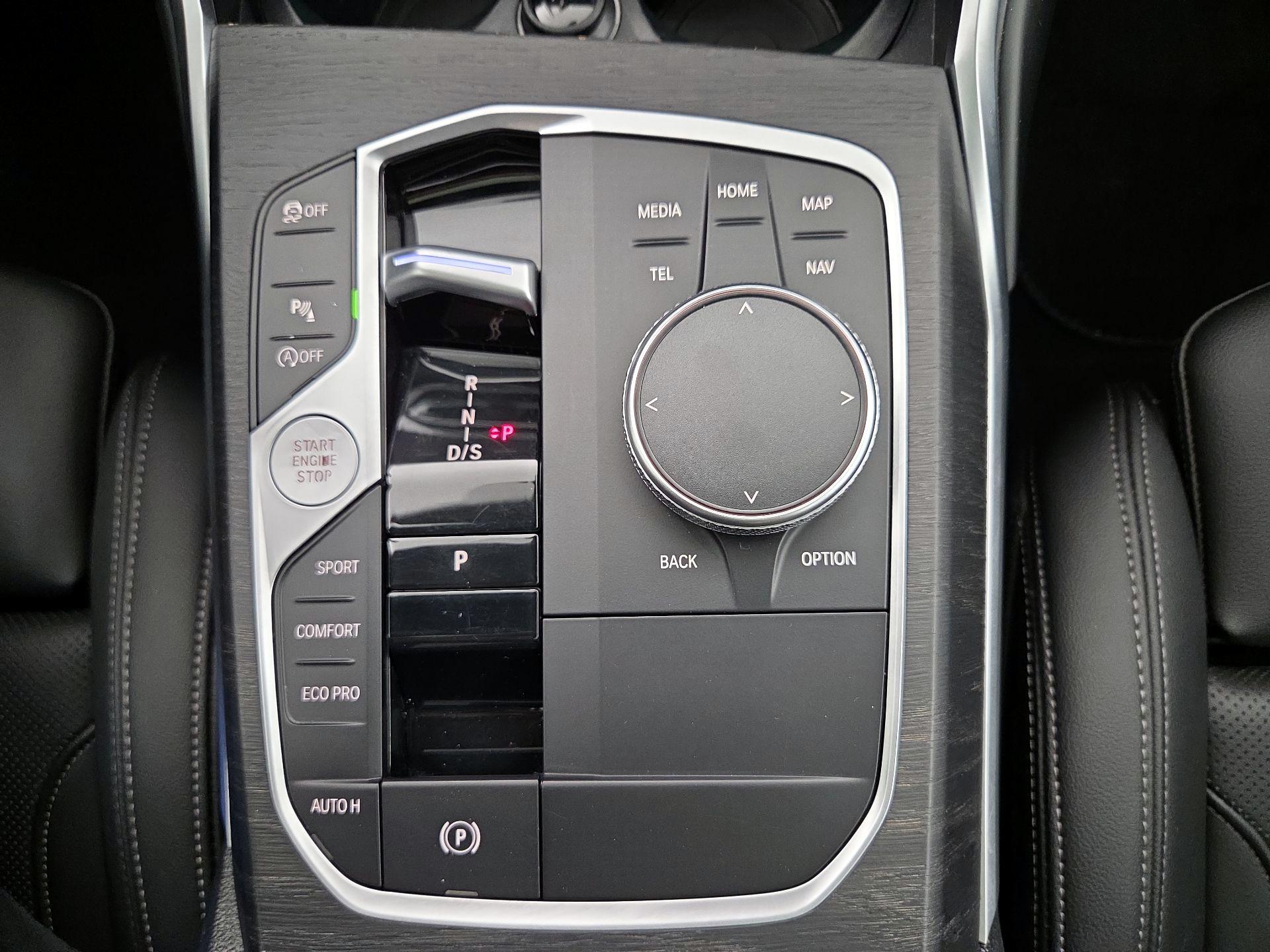 Thumbnail: 2024 BMW 3 Series - 18