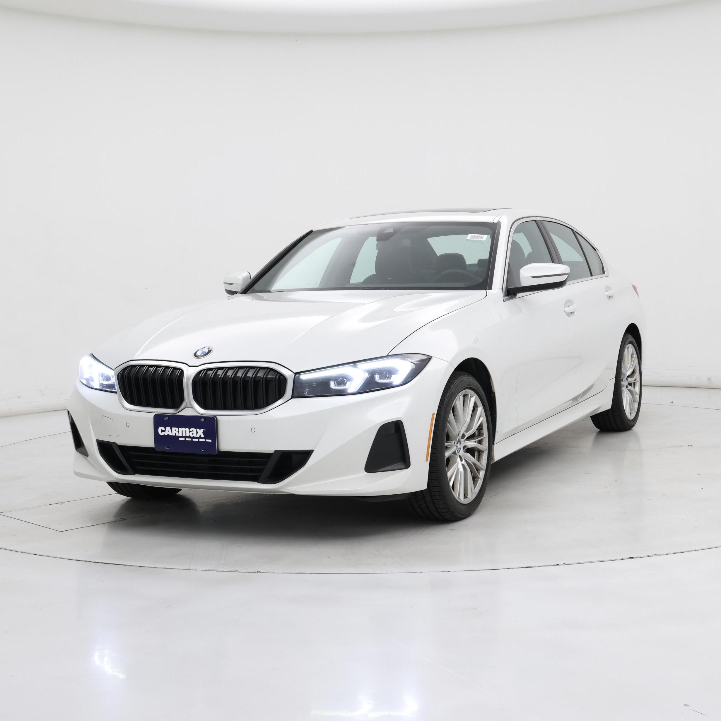 Thumbnail: 2024 BMW 3 Series - 4