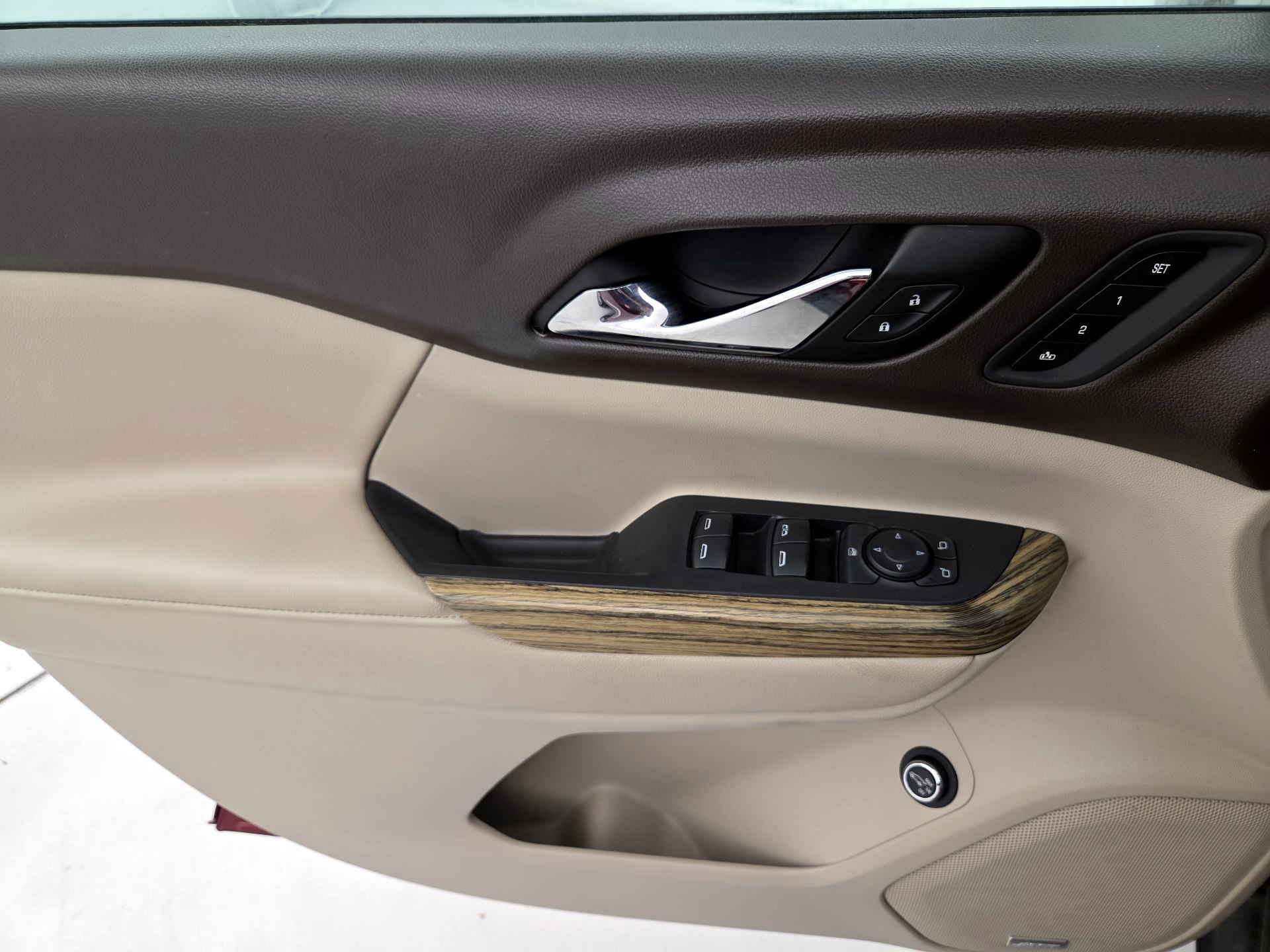 Thumbnail: 2018 GMC Acadia - 12