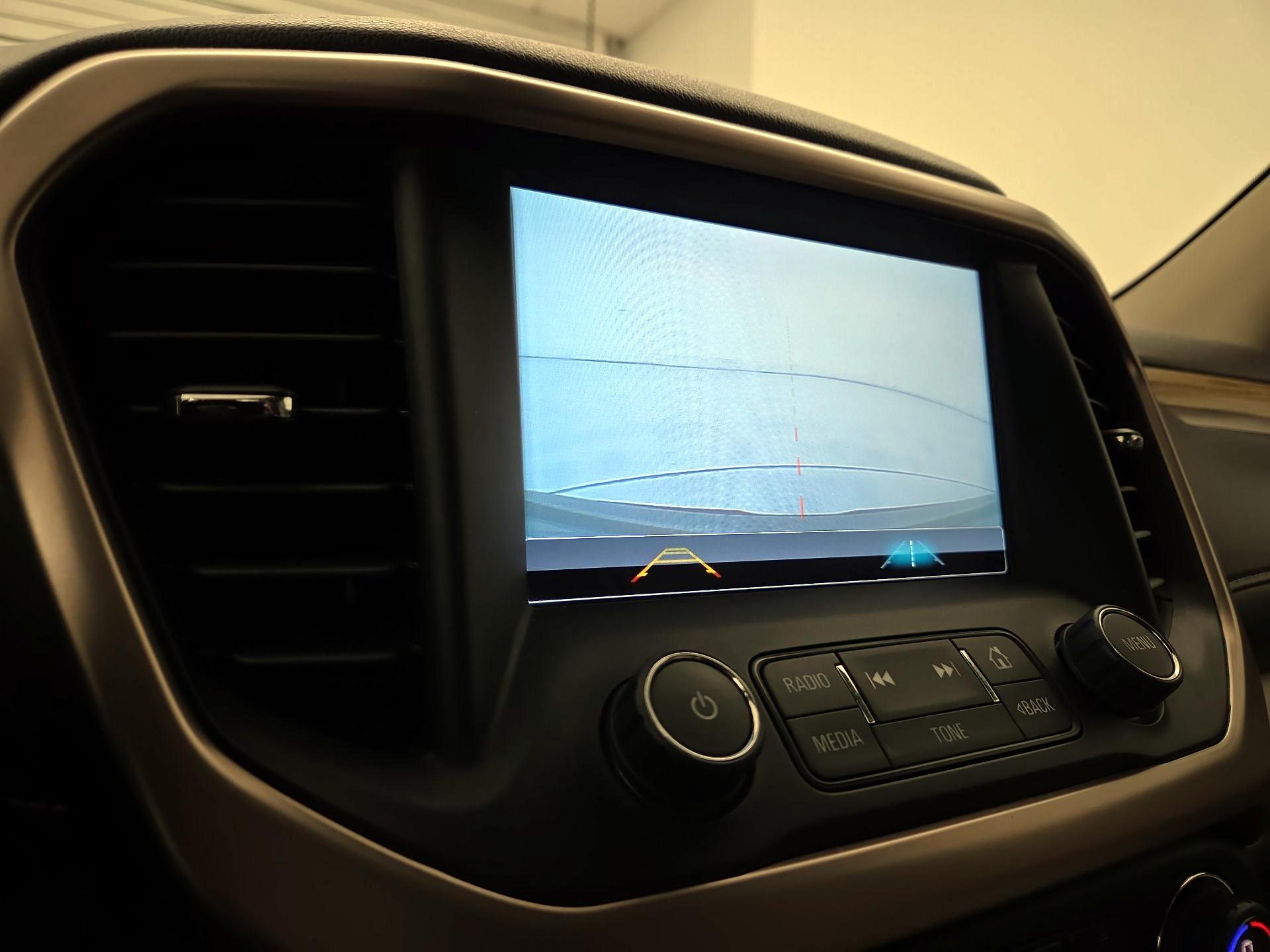 Thumbnail: 2018 GMC Acadia - 15