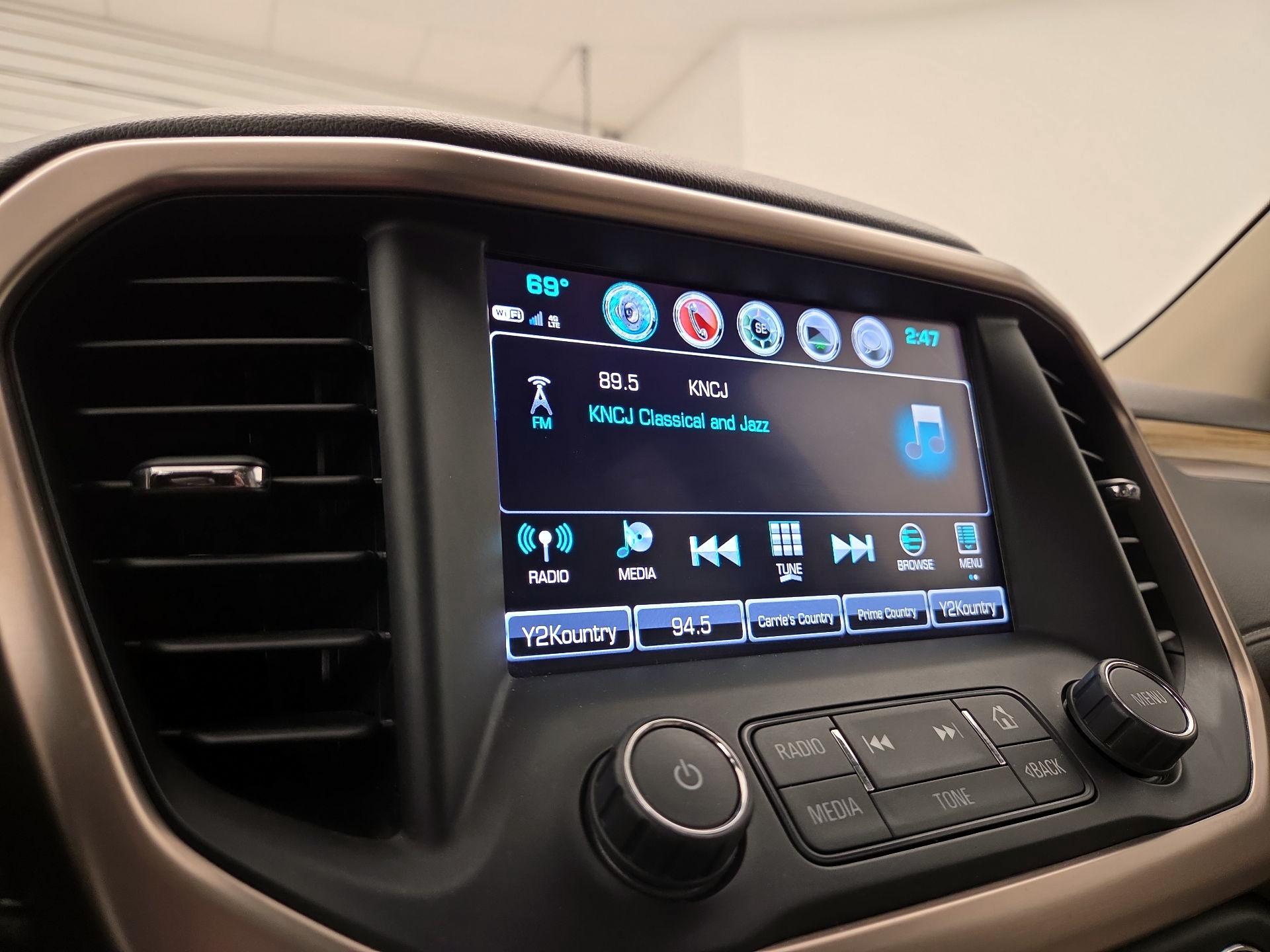 Thumbnail: 2018 GMC Acadia - 16