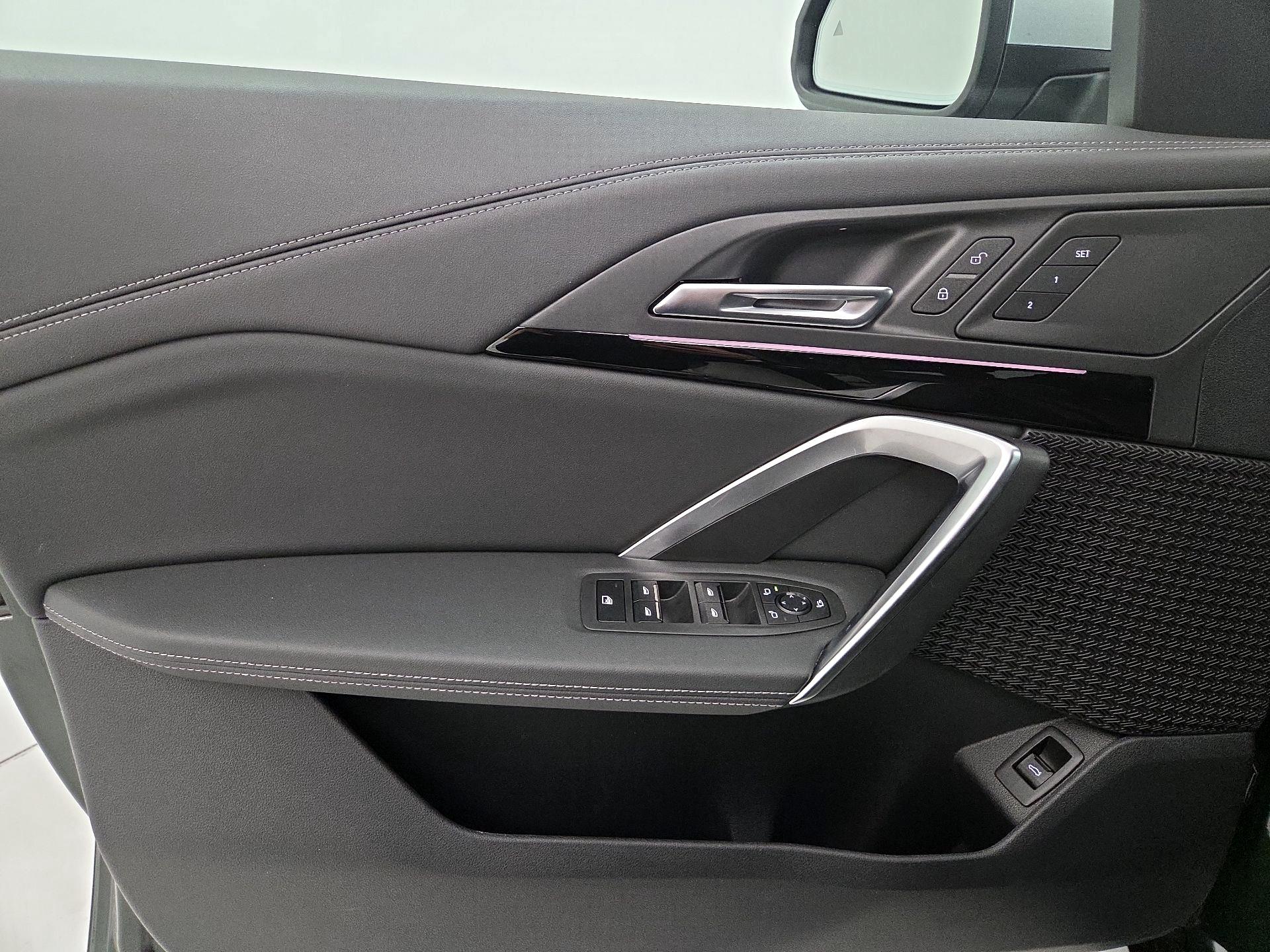 Thumbnail: 2024 BMW X1 - 12