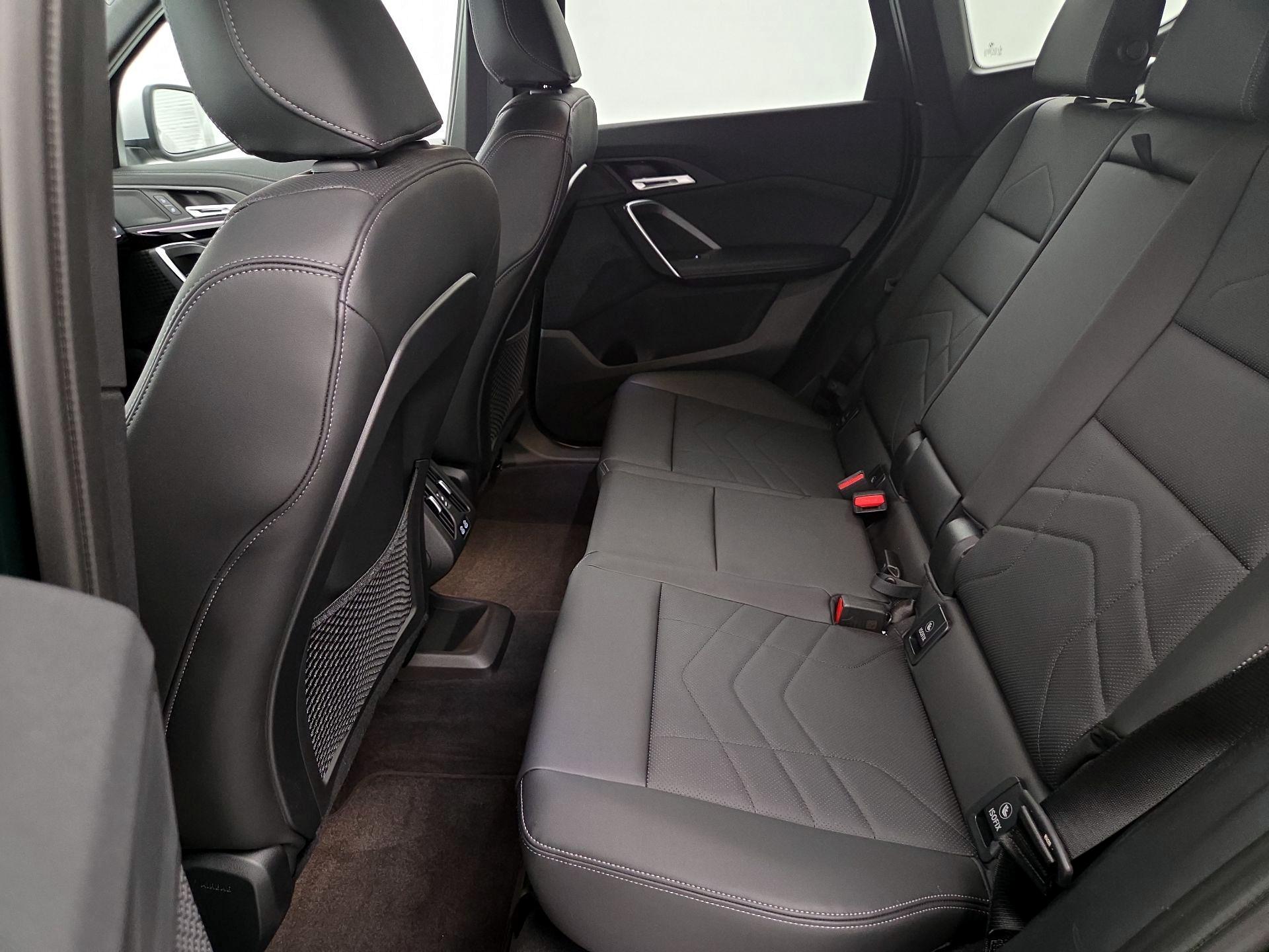 Thumbnail: 2024 BMW X1 - 19